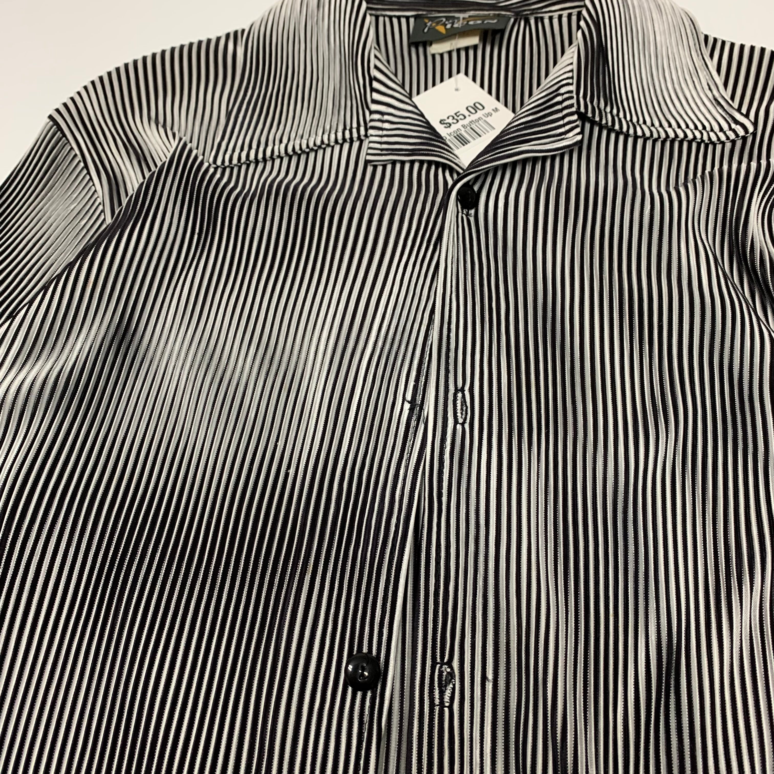 Vintage Pop Icon Button Up M
