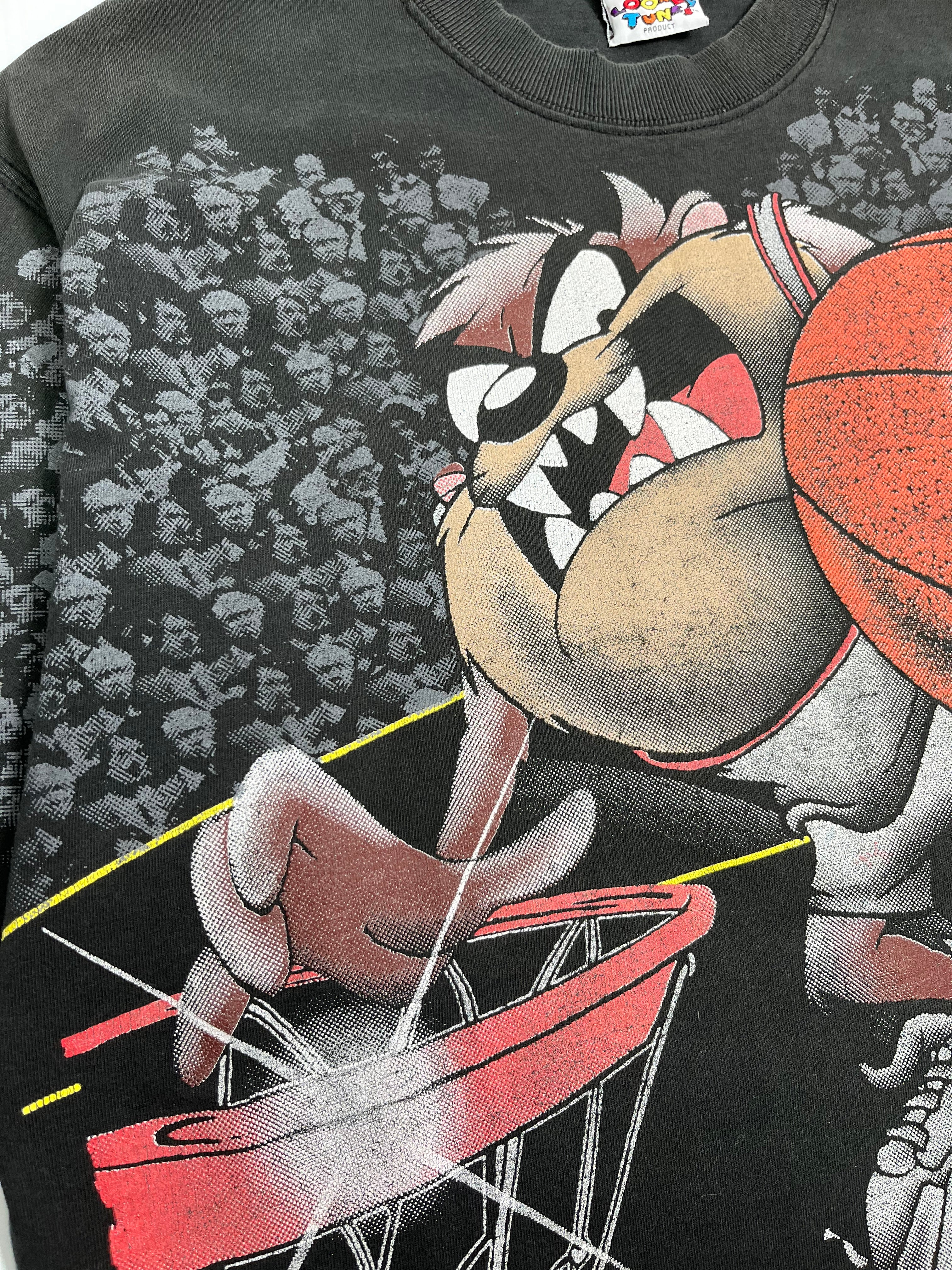 1994 Warner Bros. Tasmanian Devil Basketball Tee L