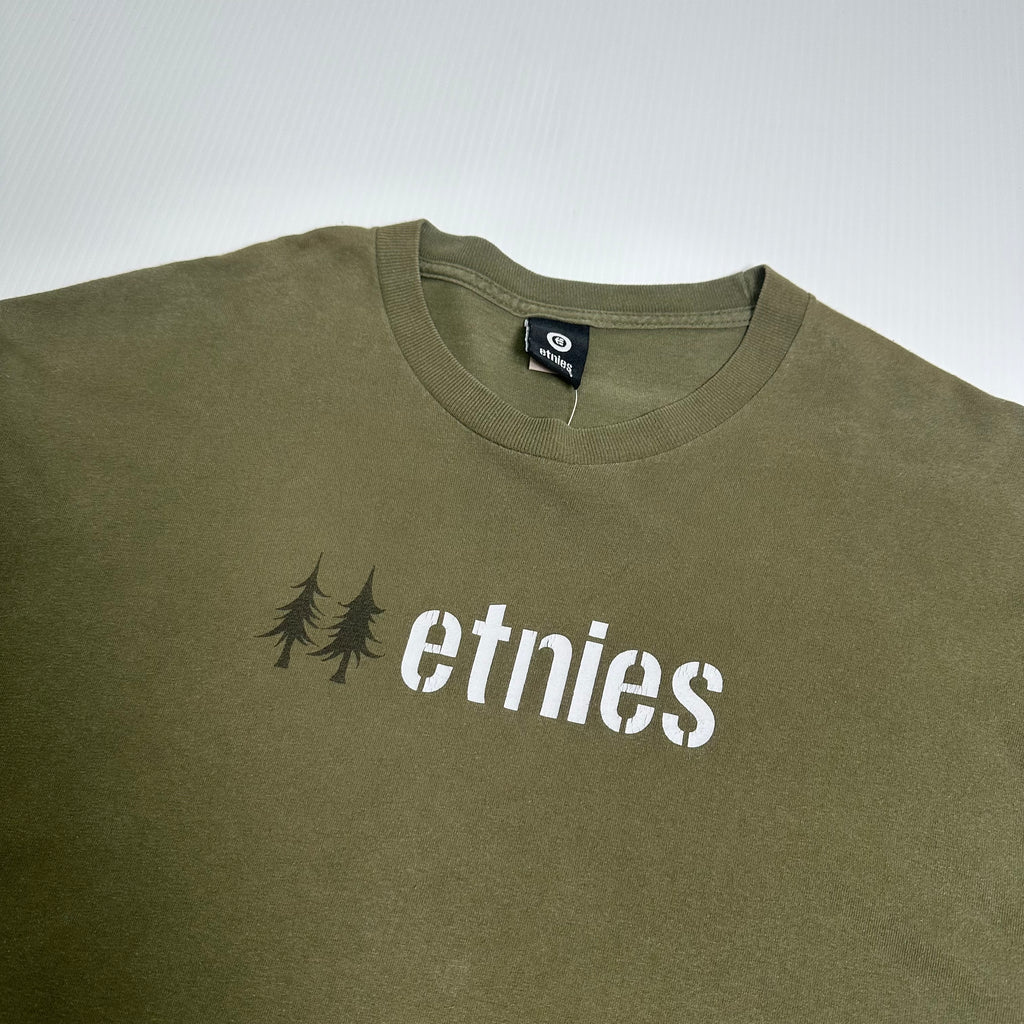 Vintage Etnies Skateboards Tee XL