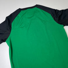 Load image into Gallery viewer, Umbro Ireland Away Training Kit M
