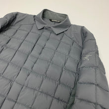 Load image into Gallery viewer, Quilted Arc’teryx Jacket S
