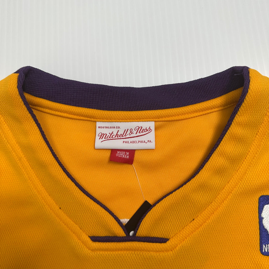 Mitchell & Ness LA Lakers Kobe Bryant #24 Basketball Jersey L