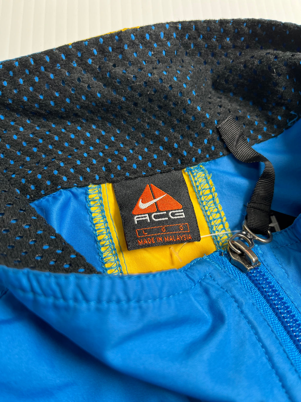 Vintage Nike ACG Packable Light Vest L