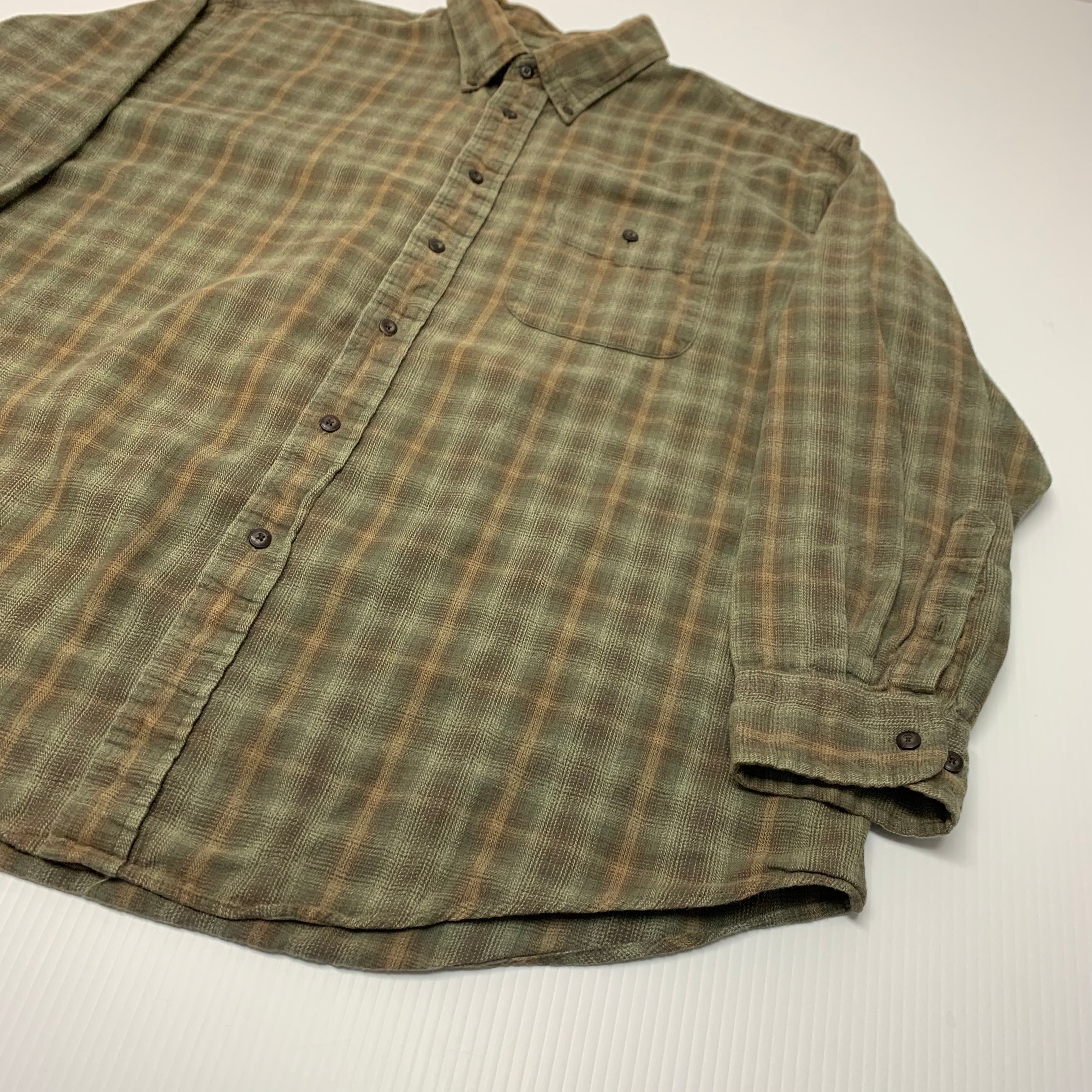 Arrow Button Down Flannel XXL
