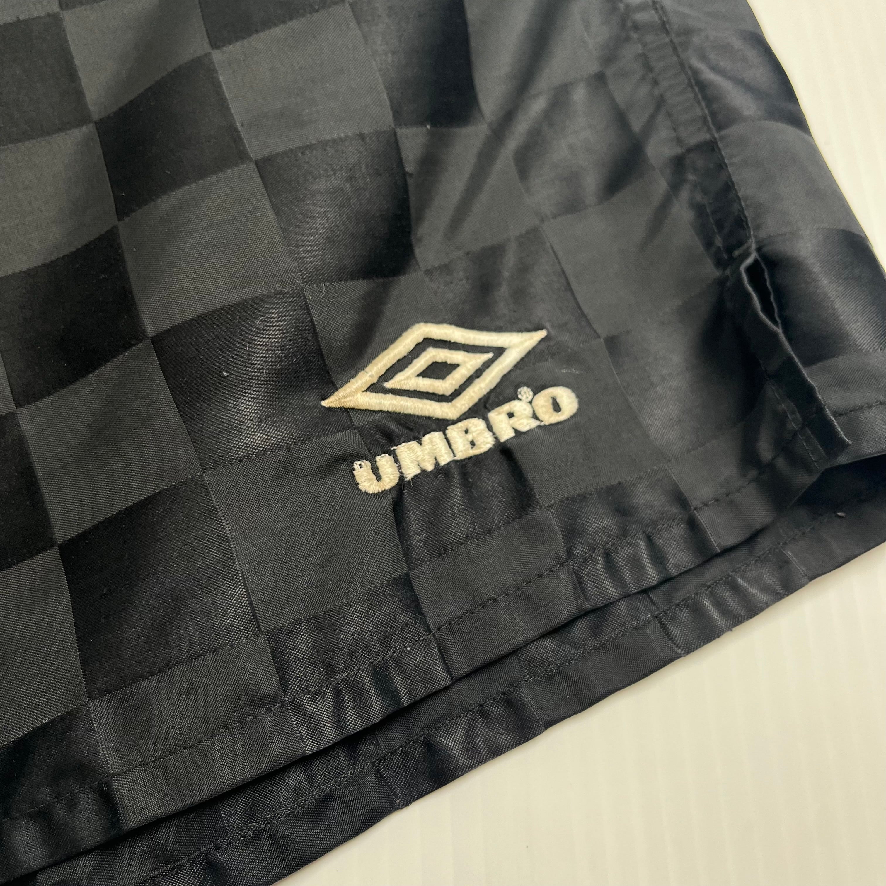 Vintage Umbro Checkered Light Shorts L
