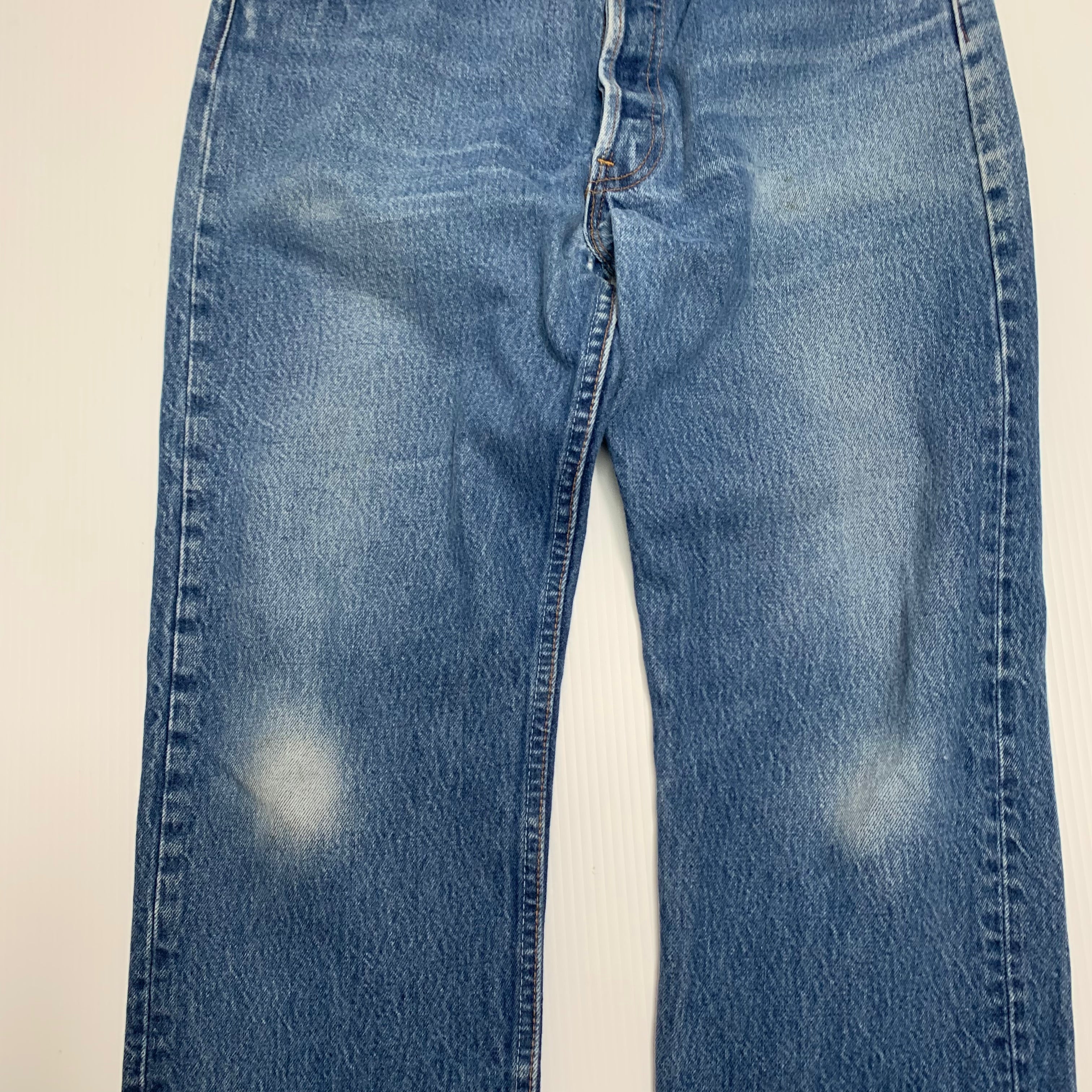 Vintage Medium Wash Levi’s 501 35