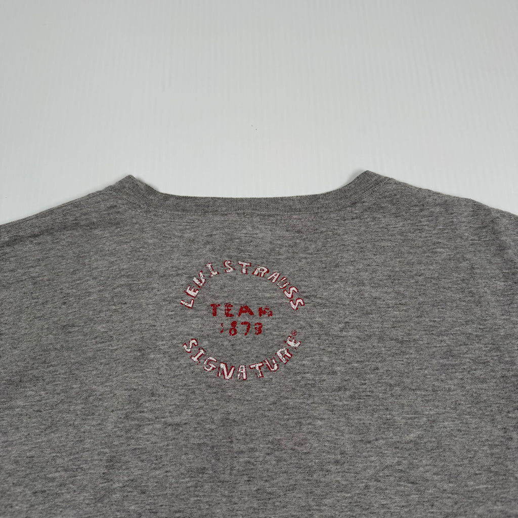 Levi Strauss Signature Dog Graphic Tee S