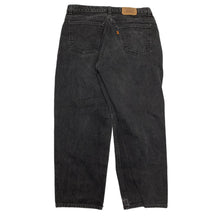 Load image into Gallery viewer, Vintage Black Levi’s Orange Tab 506 33x26
