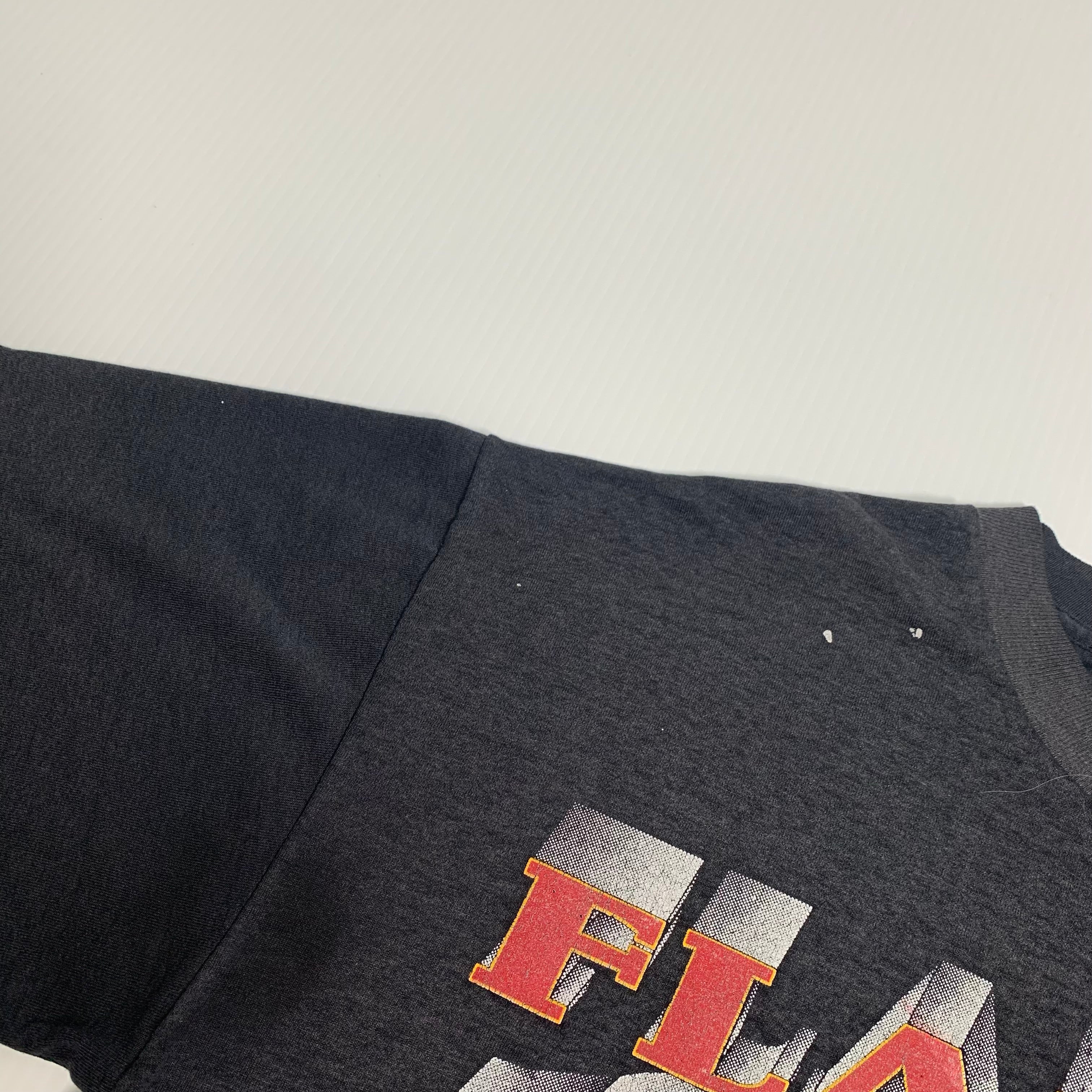 Vintage Calgary Flames Faded Tee L