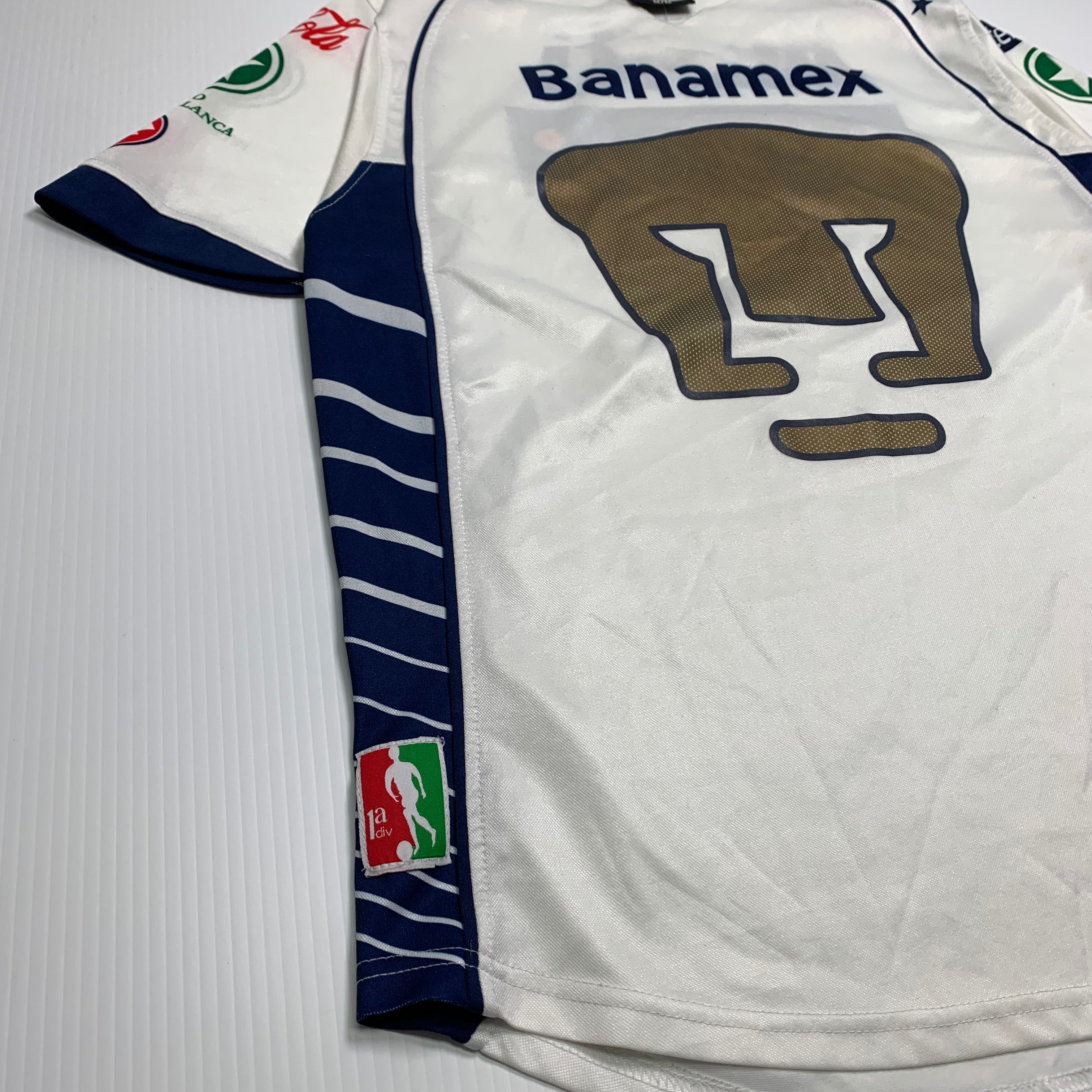 Pumas White Soccer Kit M