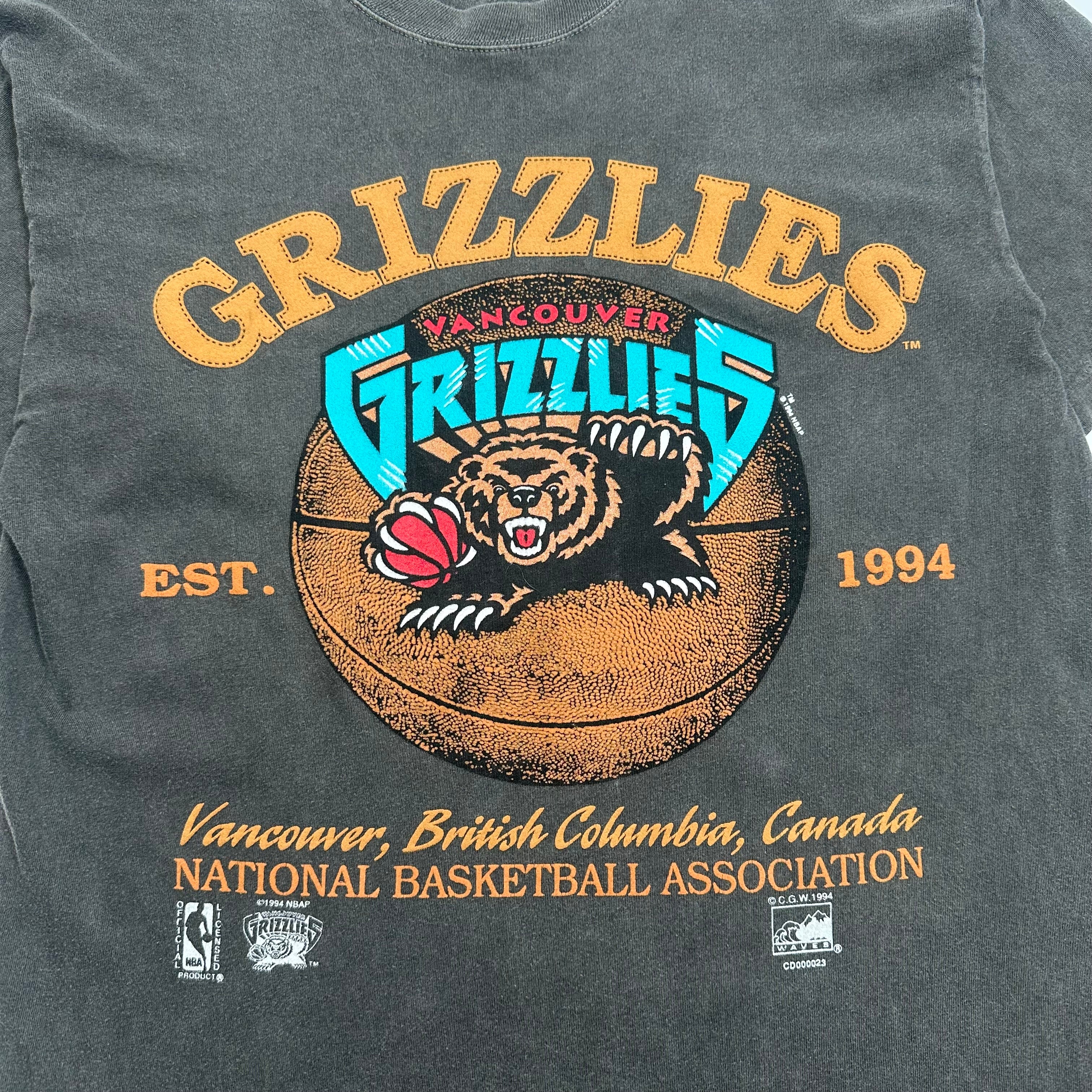 1994 Vancouver Grizzlies NBA Graphic Tee M