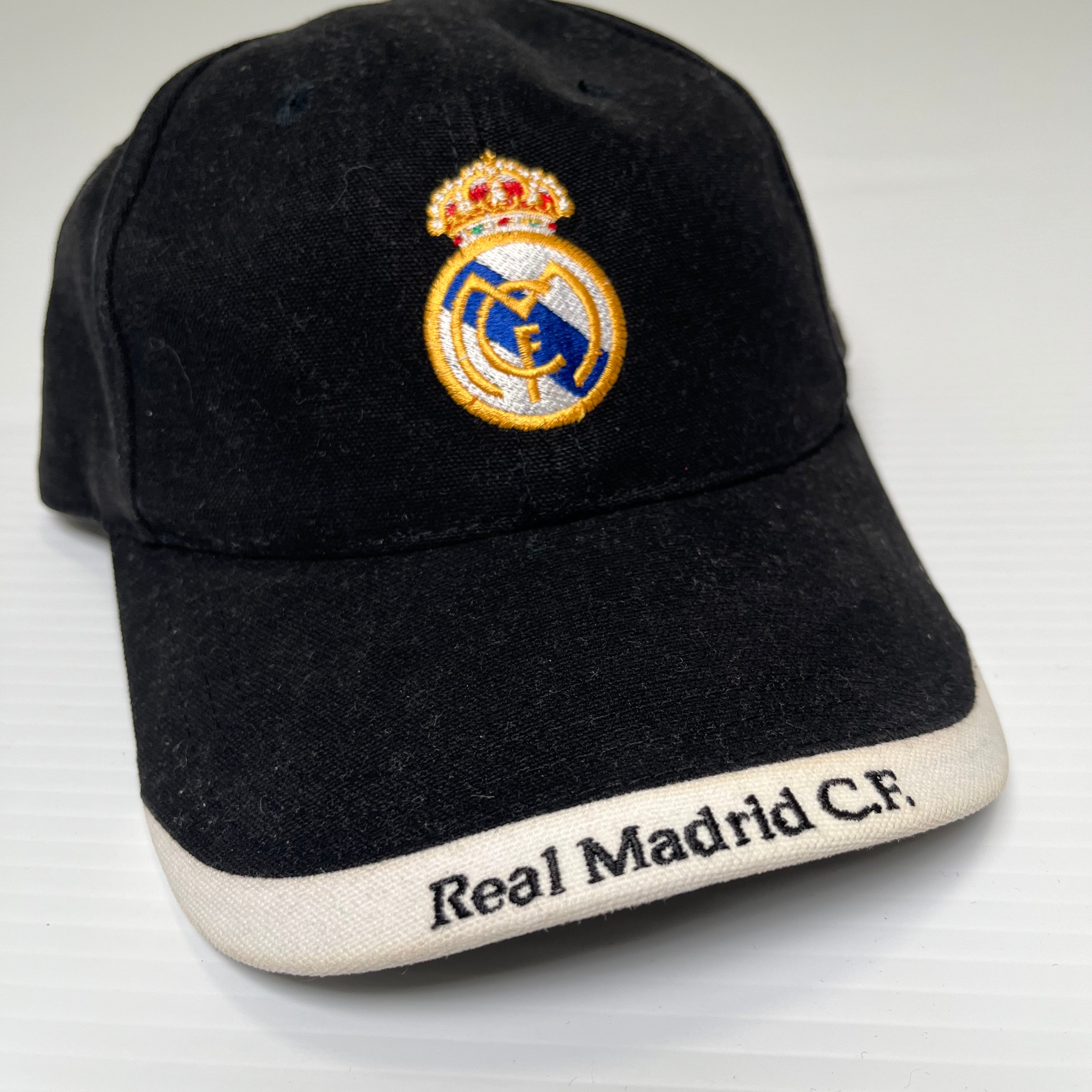 2002 Adidas Real Madrid C.F. Strapback Hat