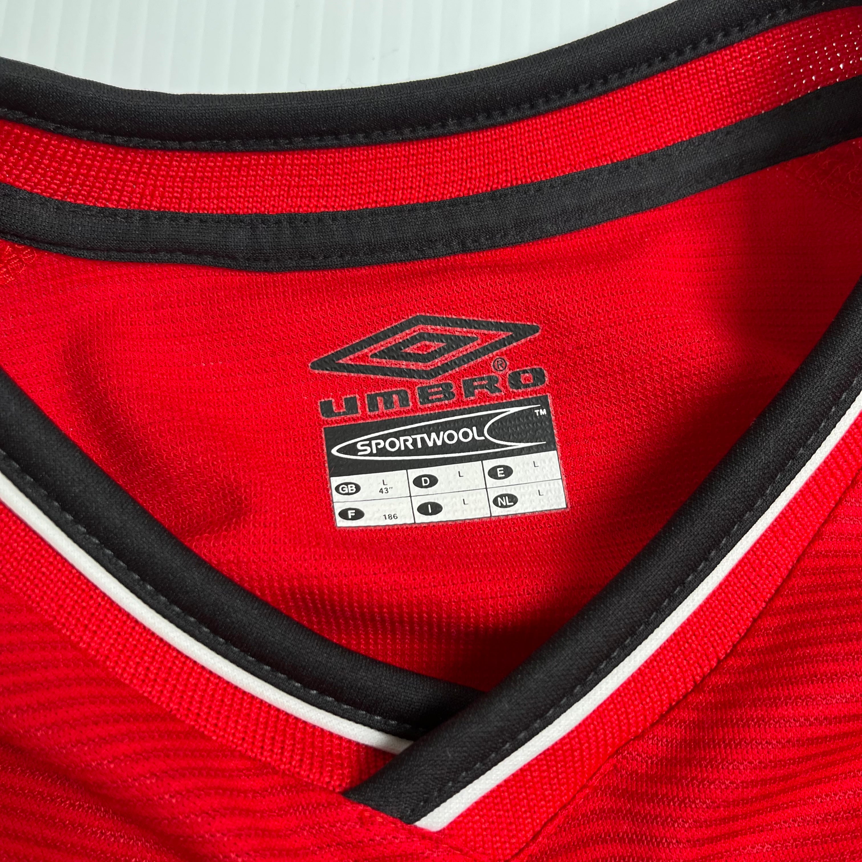 2000-01 Umbro Manchester United Home Kit L