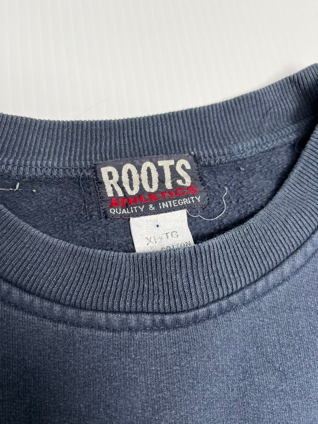 Vintage Roots Athletics Crewneck XL