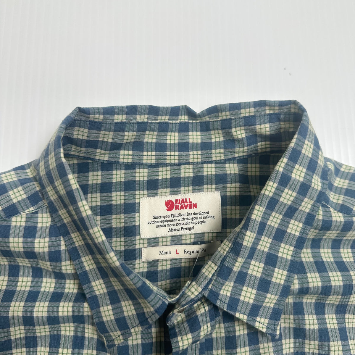 Fjall Raven Plaid Short Sleeve Button Up Shirt L