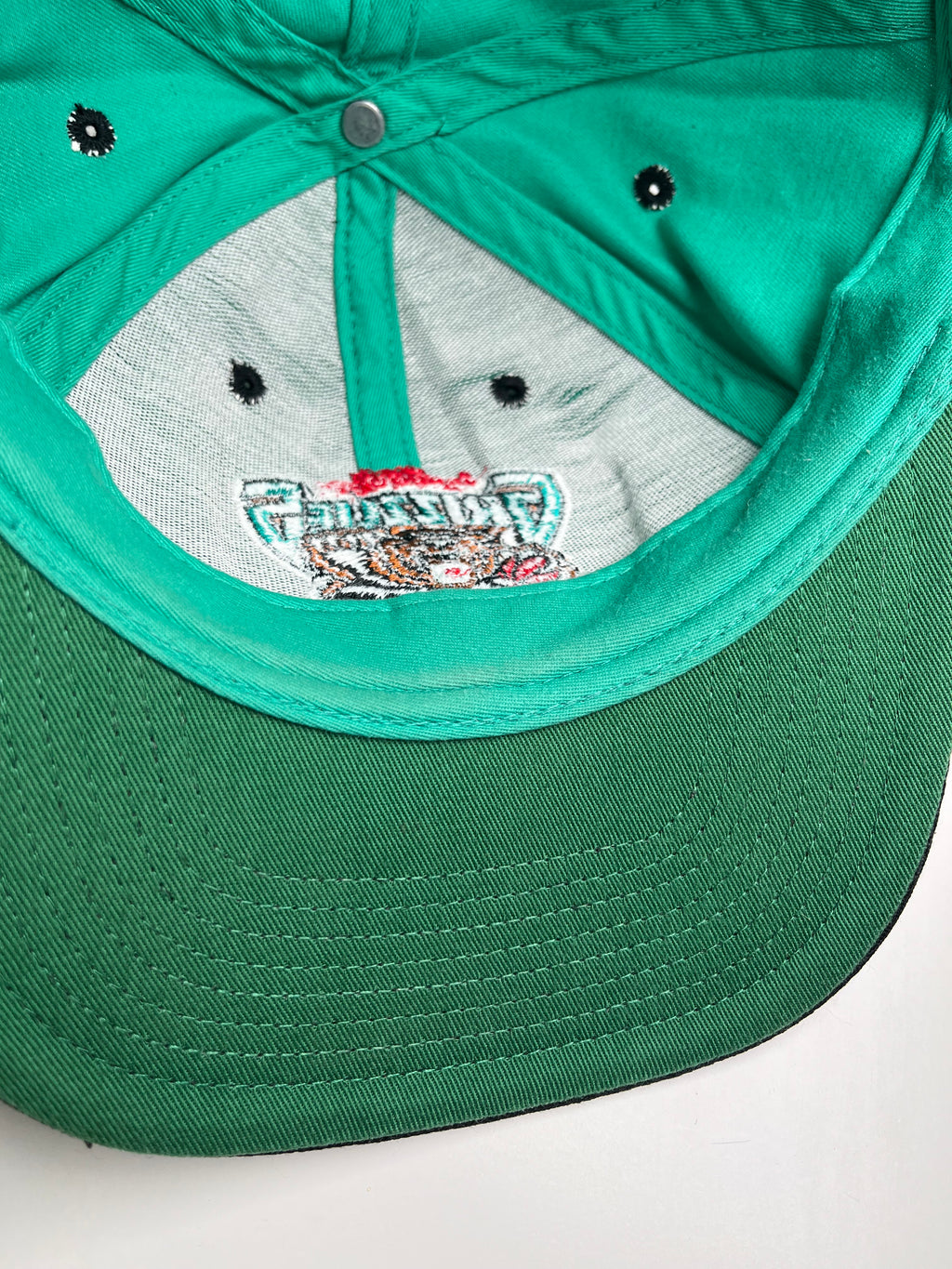 Adidas Vancouver Grizzlies Snapback Hat