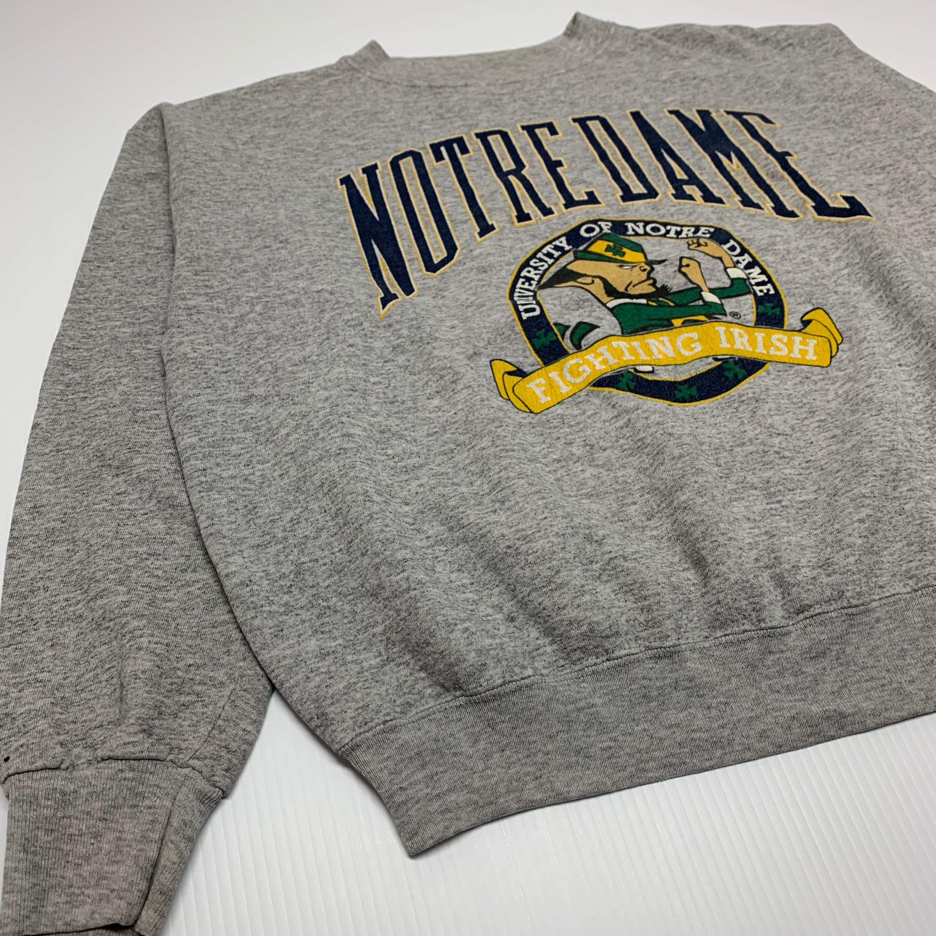 Vintage Notre Dame Fighting Irish Crewneck L