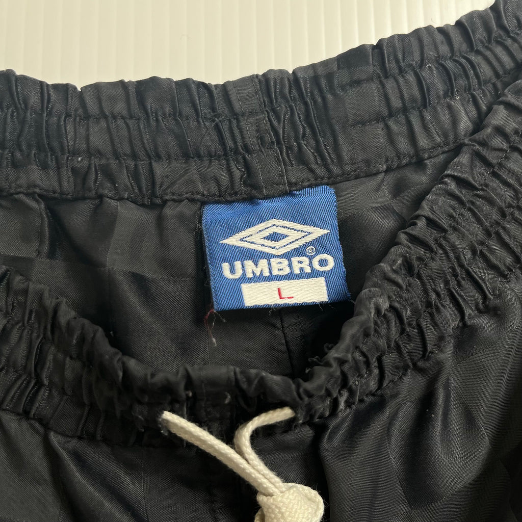 Vintage Umbro Checkered Light Shorts L