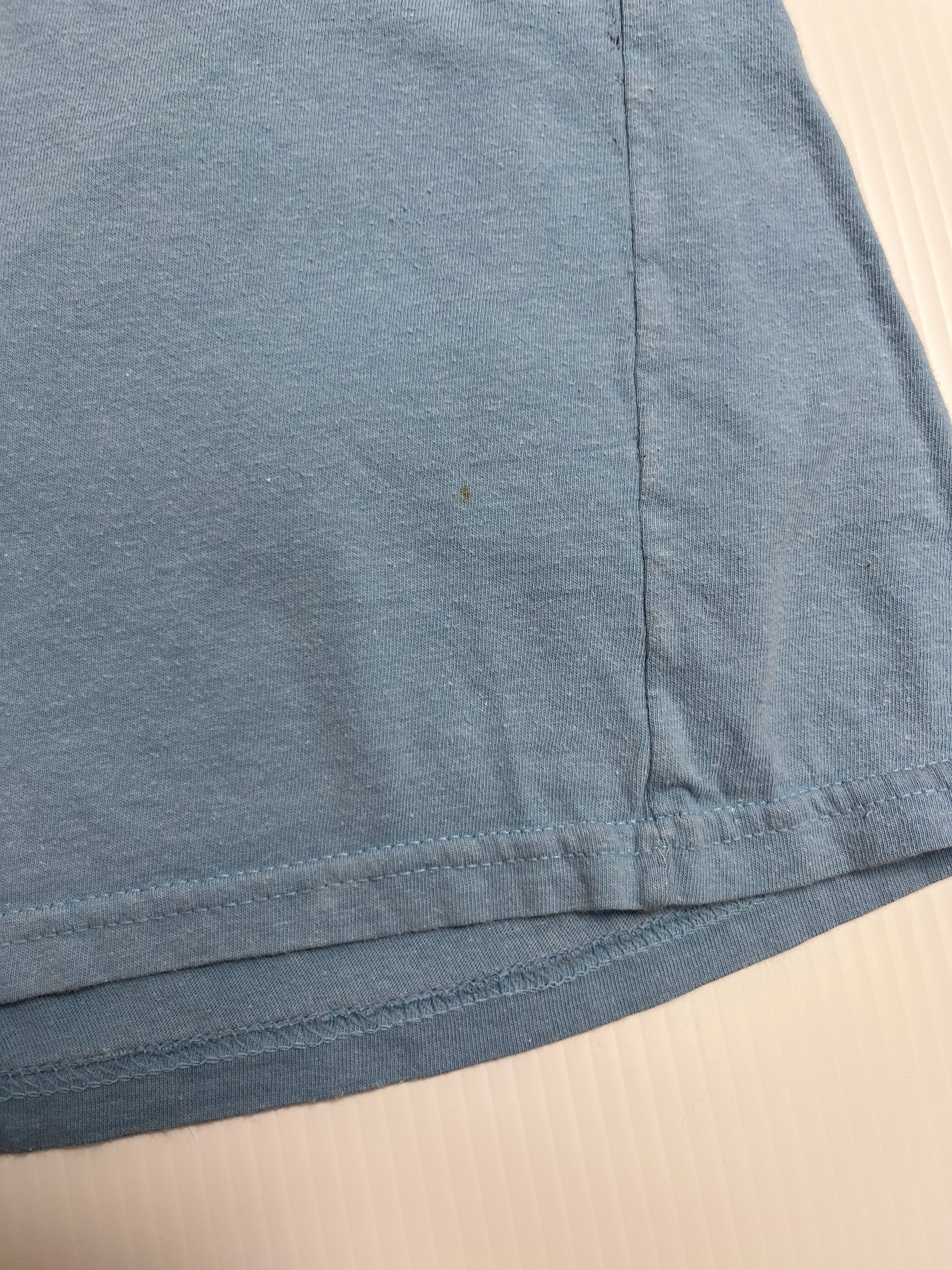 Vintage Ushuaia Puerta a la Antarctica Graphic Tee M