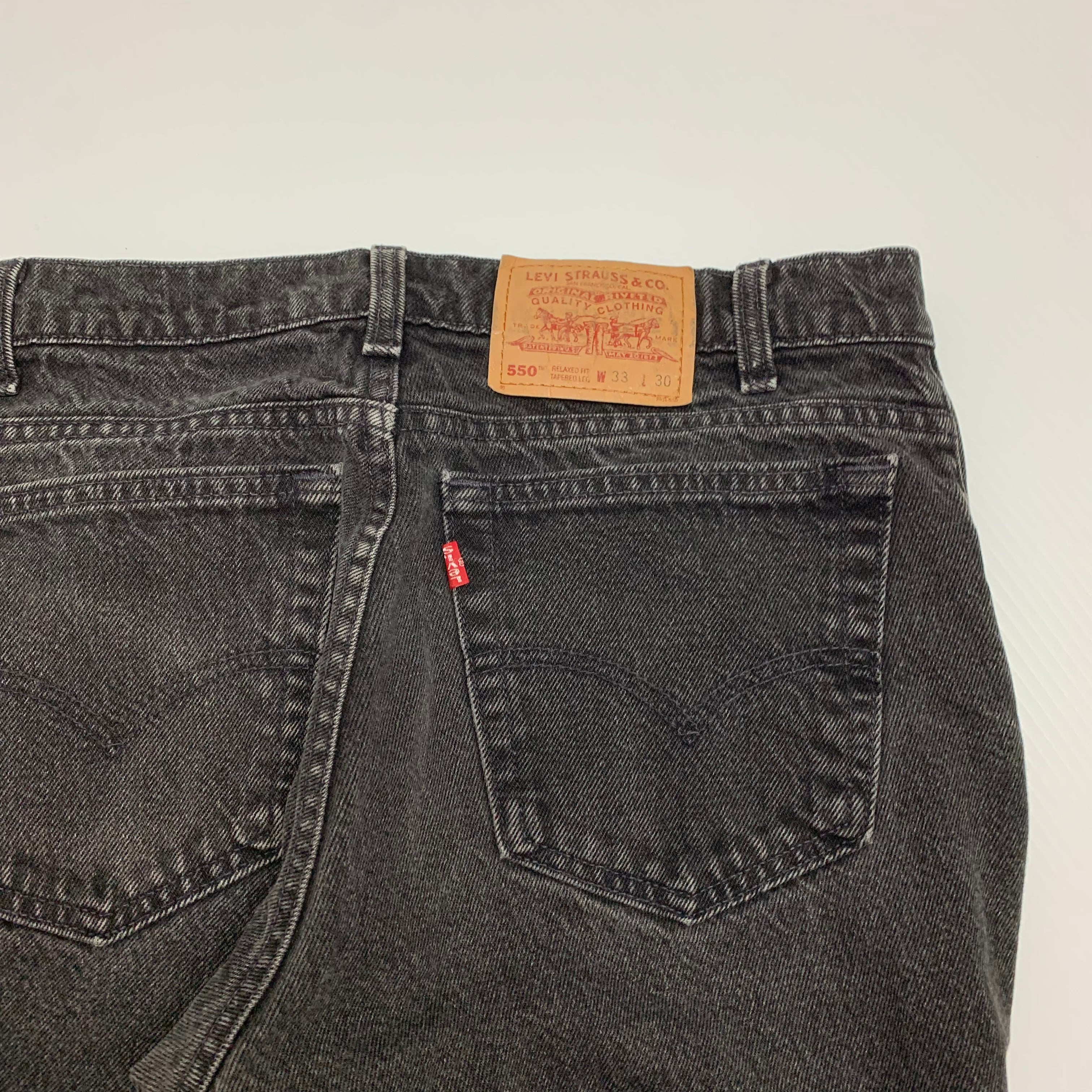 Vintage Black Levi’s 550 32x29