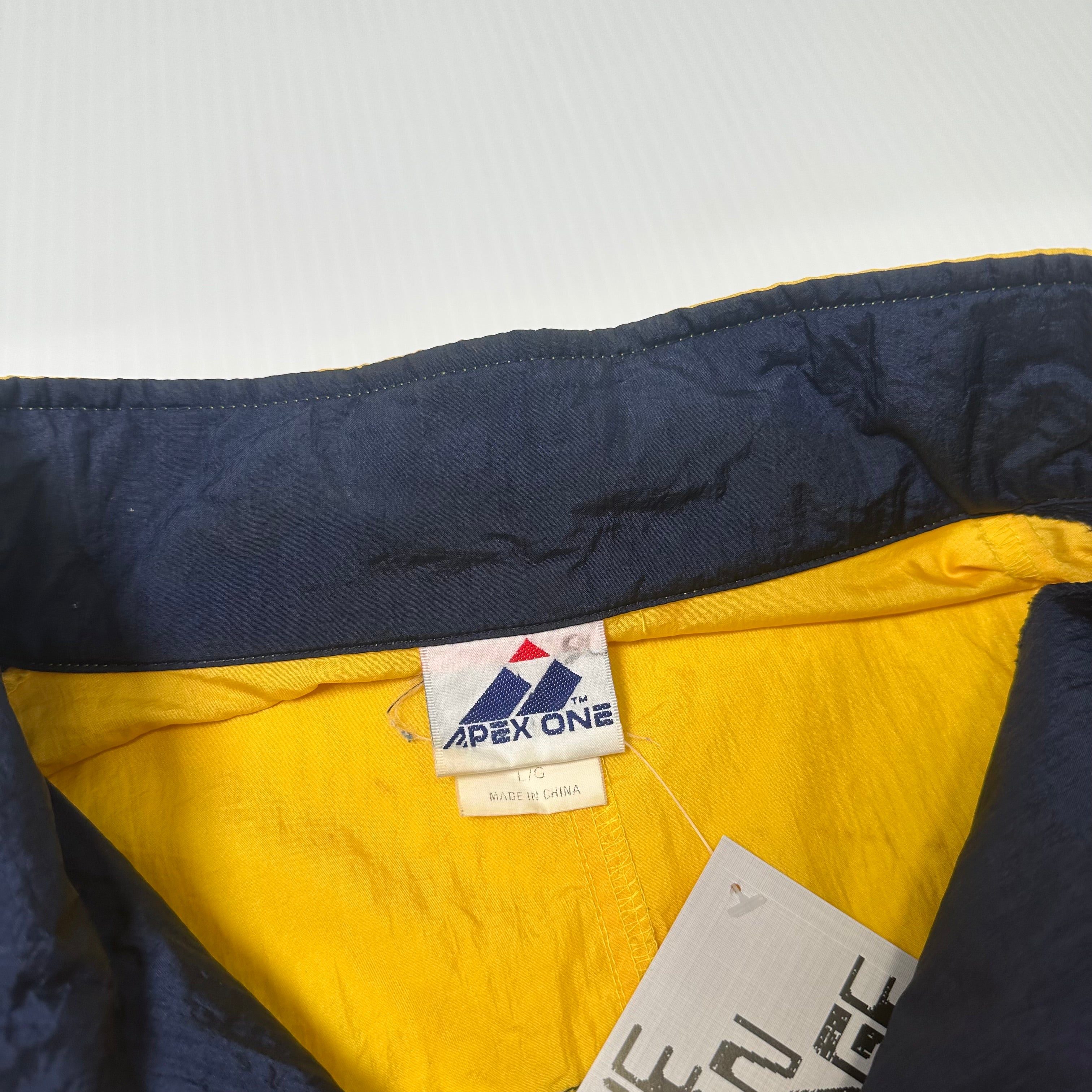 Vintage Apex One Notre Dame University Light Jacket L