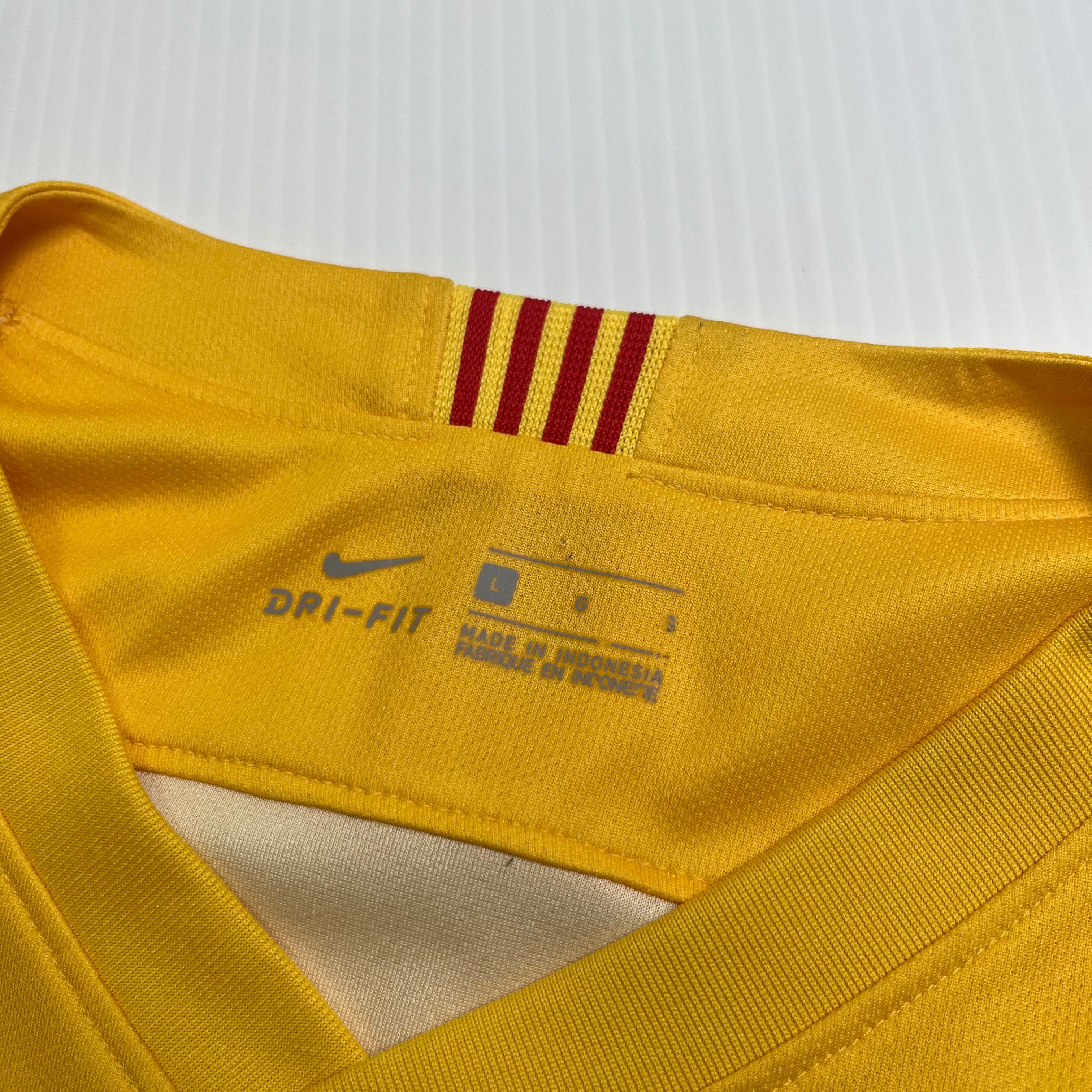 2019-20 Nike FC Barcelona Away Kit L