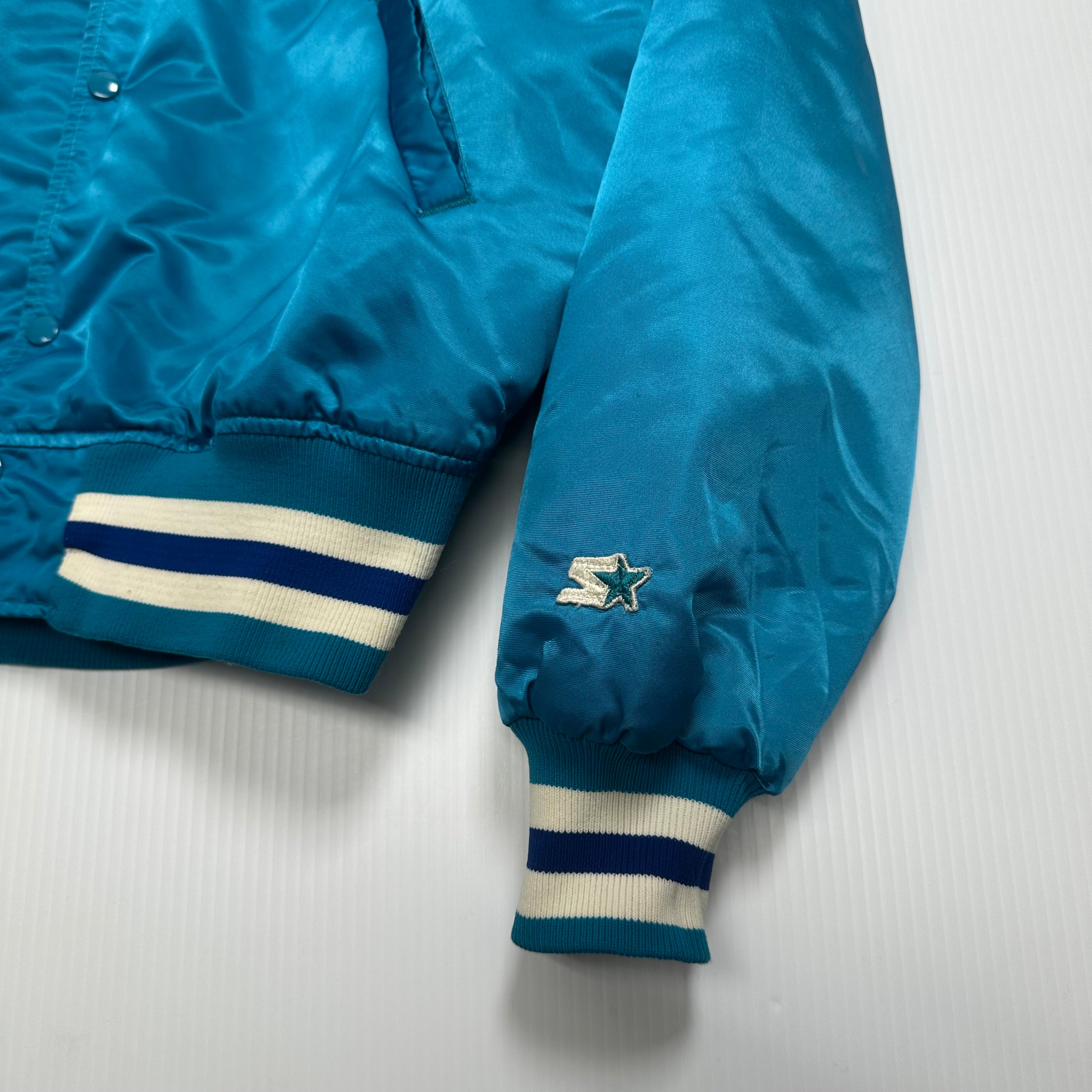 Vintage Starter Charlotte Hornets Satin Jacket XL