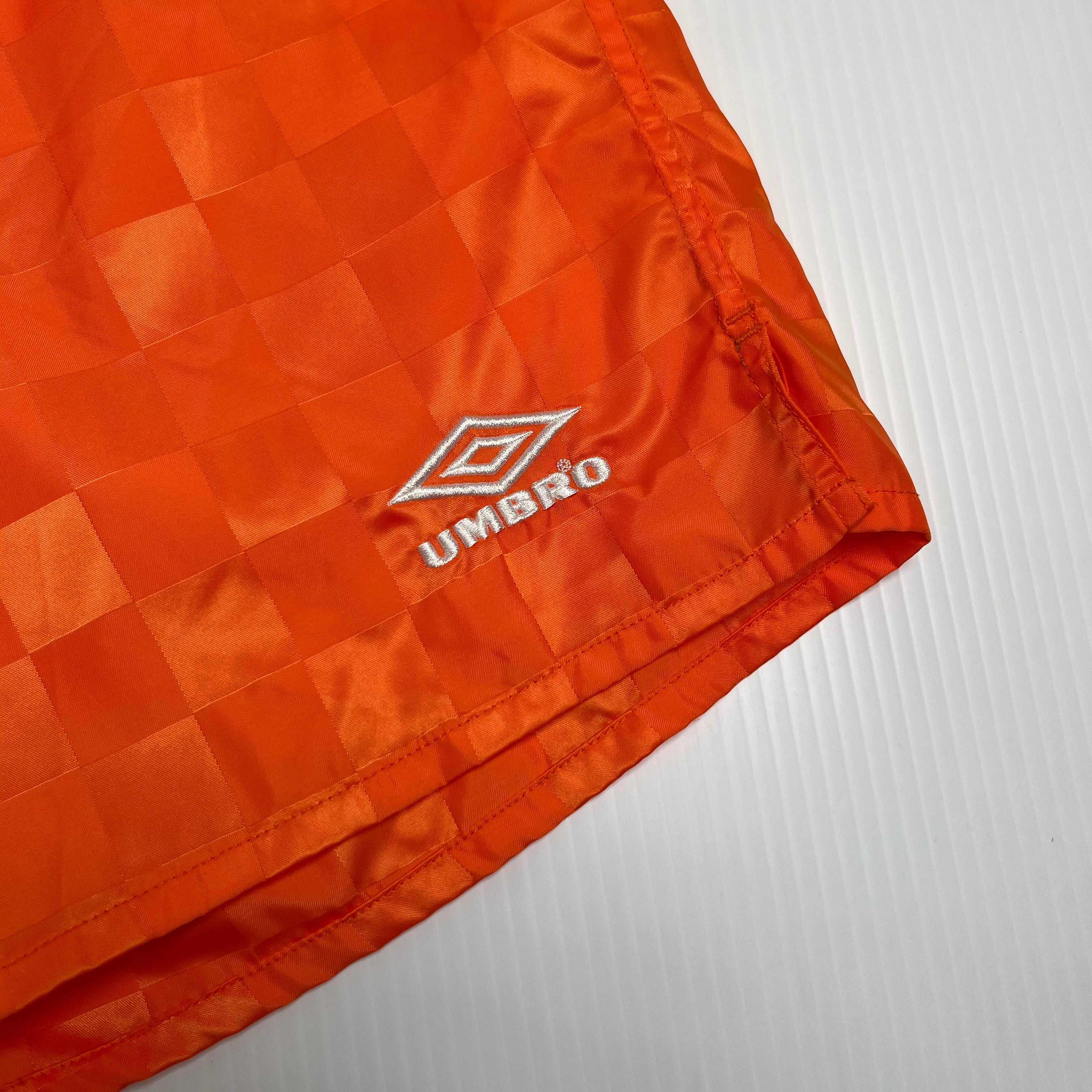 Vintage Umbro Checkered Athletic Shorts L