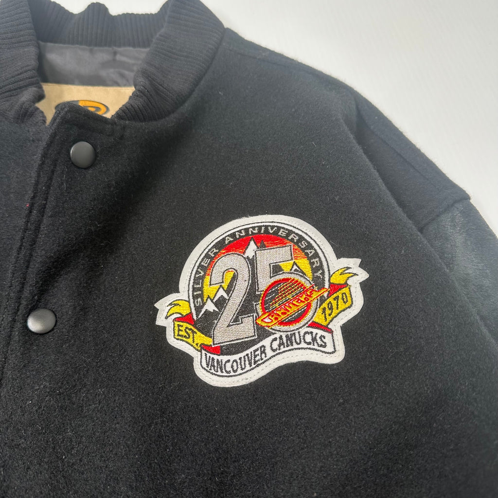 Vintage ID Wear Vancouver Canucks 25th Anniversary Jacket L