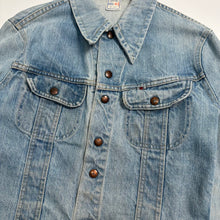 Load image into Gallery viewer, Vintage GWG Light Wash Denim Jacket Women&#39;s M
