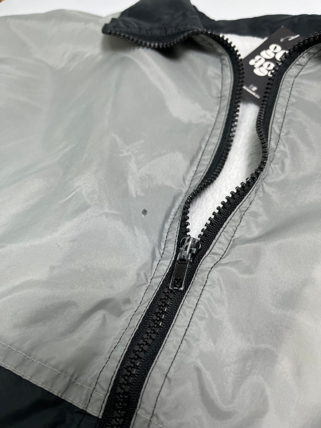 Vintage Energizer Bunny Windbreaker L