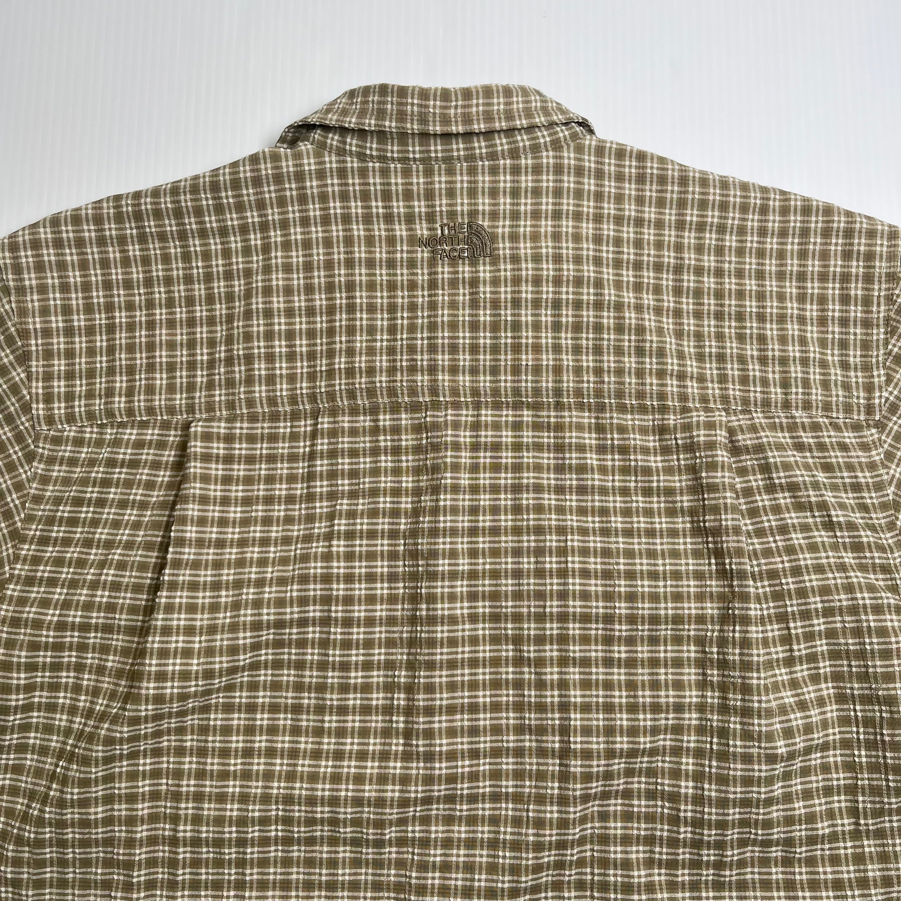 The North Face Plaid Short Sleeve Button Up Shirt M