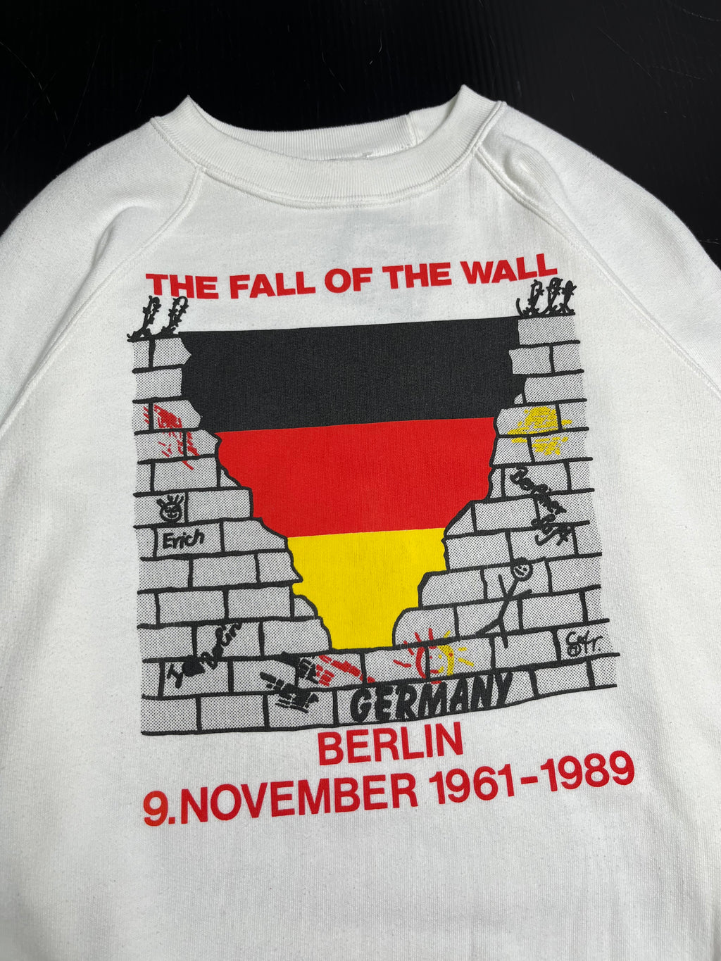 1989 Fall Of The Wall Berlin Germany Crewneck L