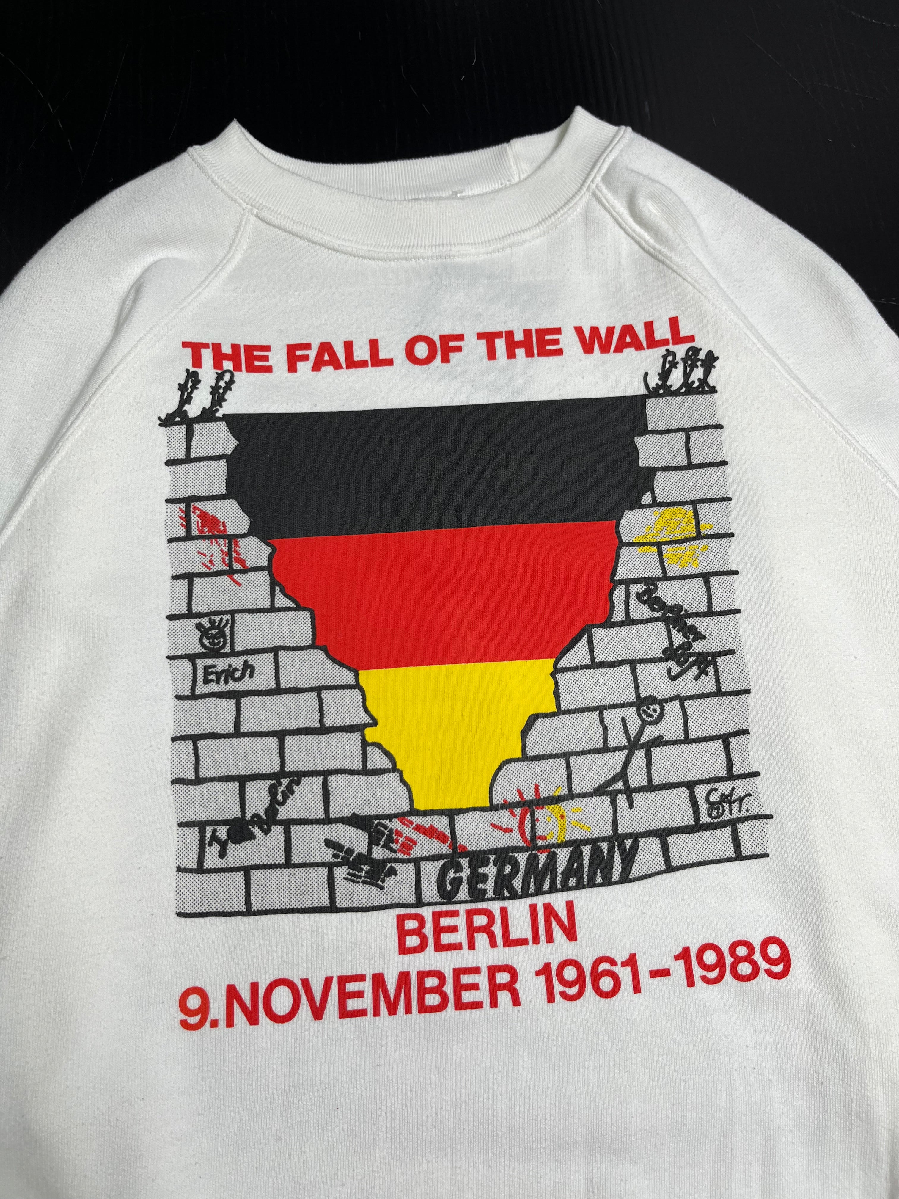 1989 Fall Of The Wall Berlin Germany Crewneck L
