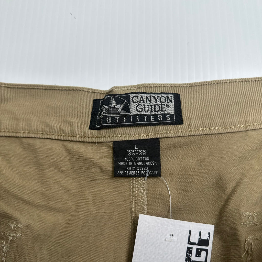 Canyon Guide Outfitters Cargo Shorts L