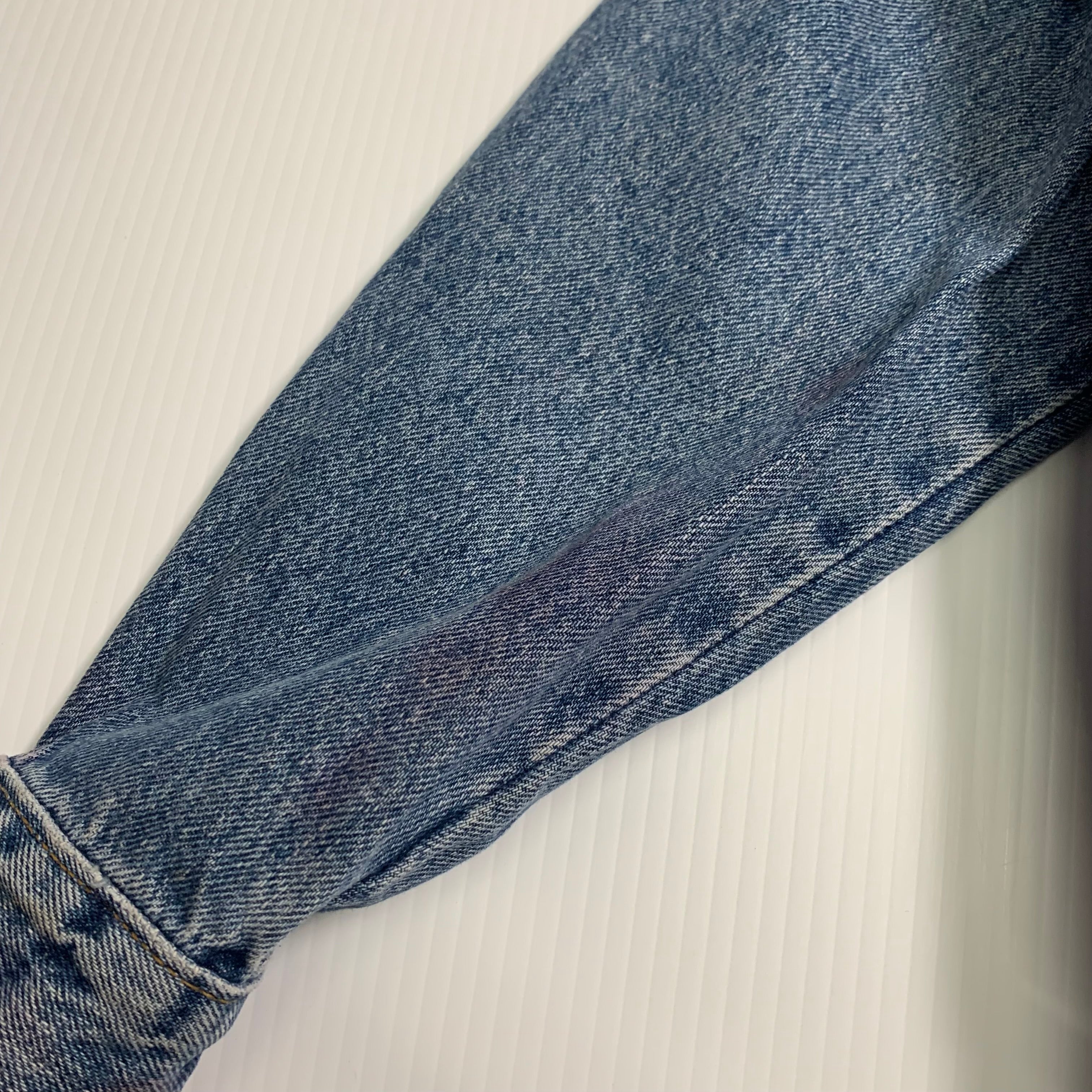 Vintage Levi's Medium Wash Denim Jacket L