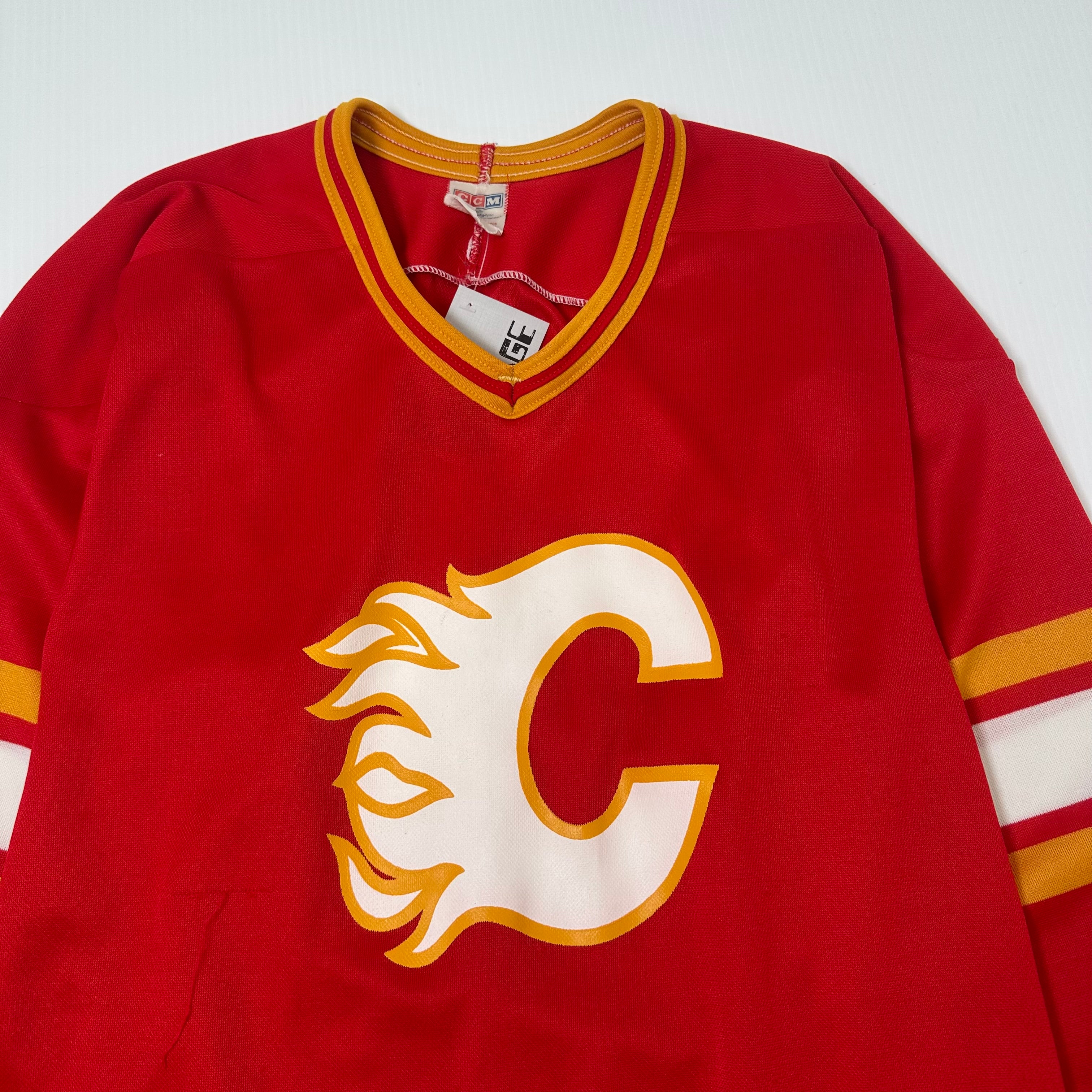 Vintage CCM Calgary Flames NHL Hockey Jersey S