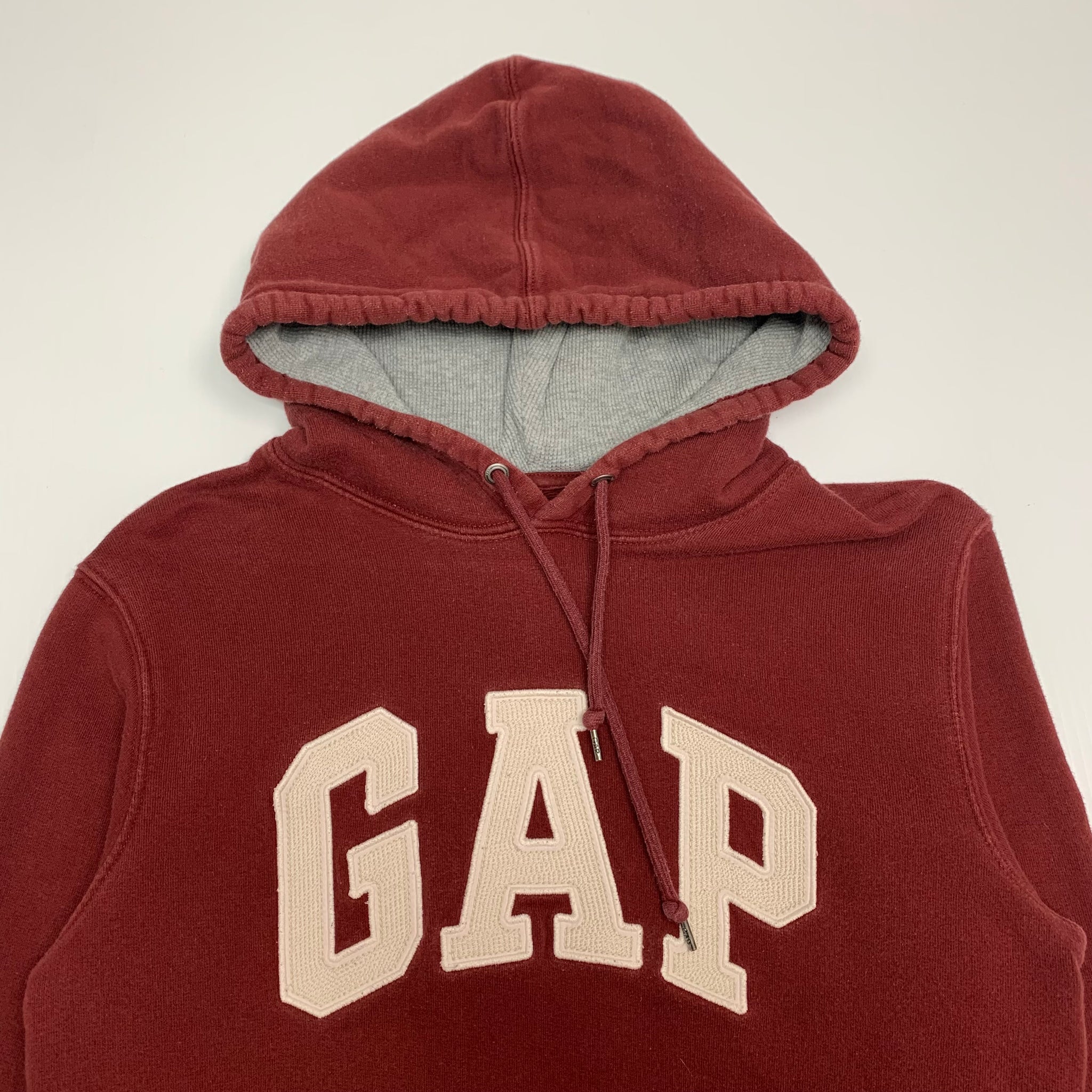 Gap hoodie maroon best sale