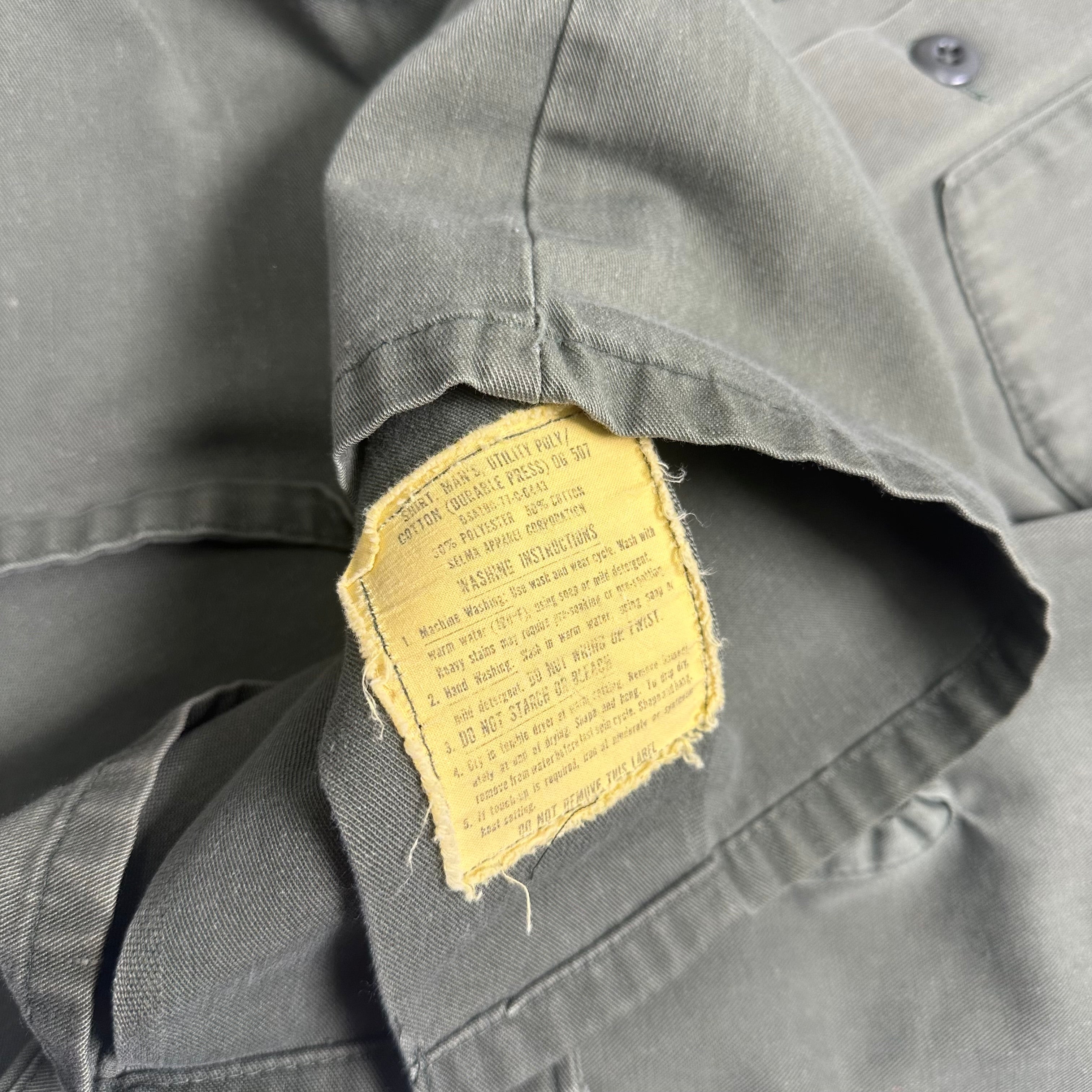 Vintage OG-507 Military Button Up Shirt L