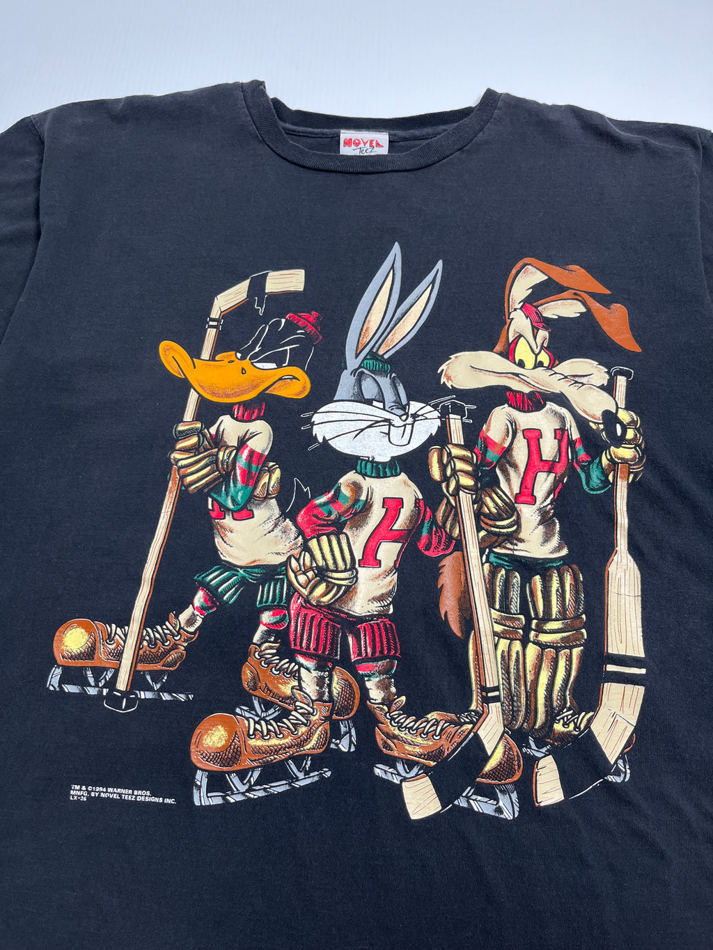 1994 Warner Bros. Hockey Graphic Tee L