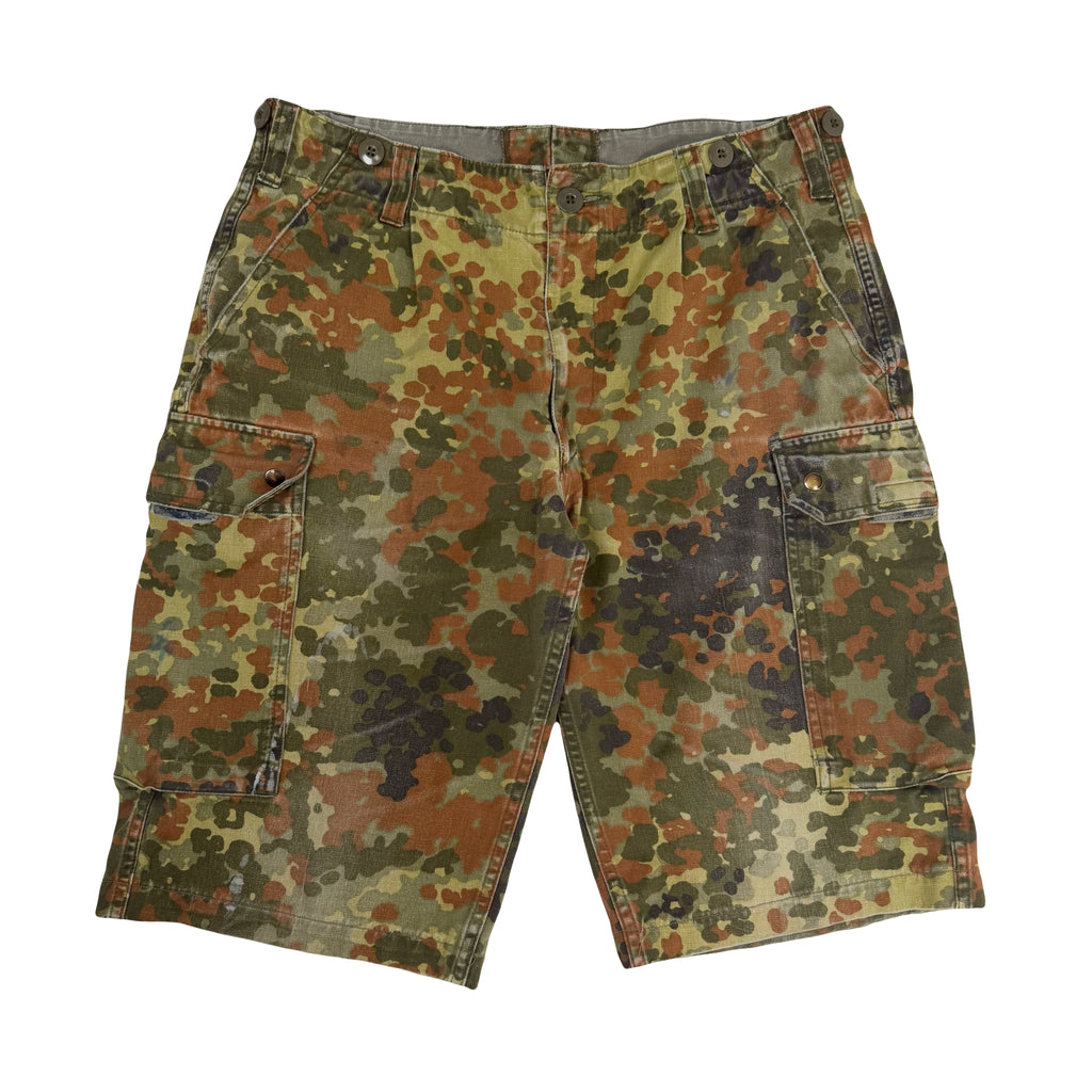 Vintage Camouflage Baggy Cargo Shorts 33