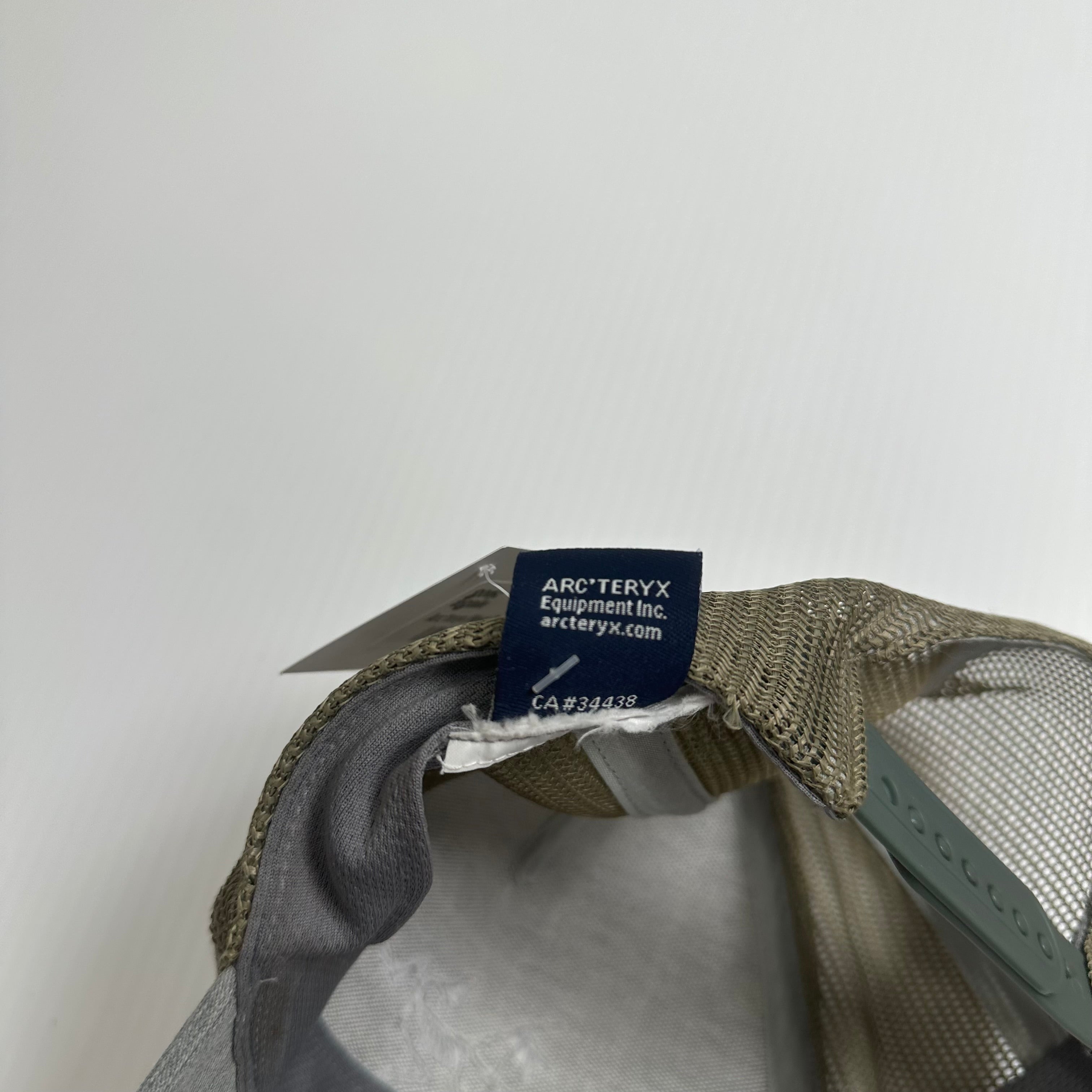 Arc'teryx Gradient Logo Trucker Hat