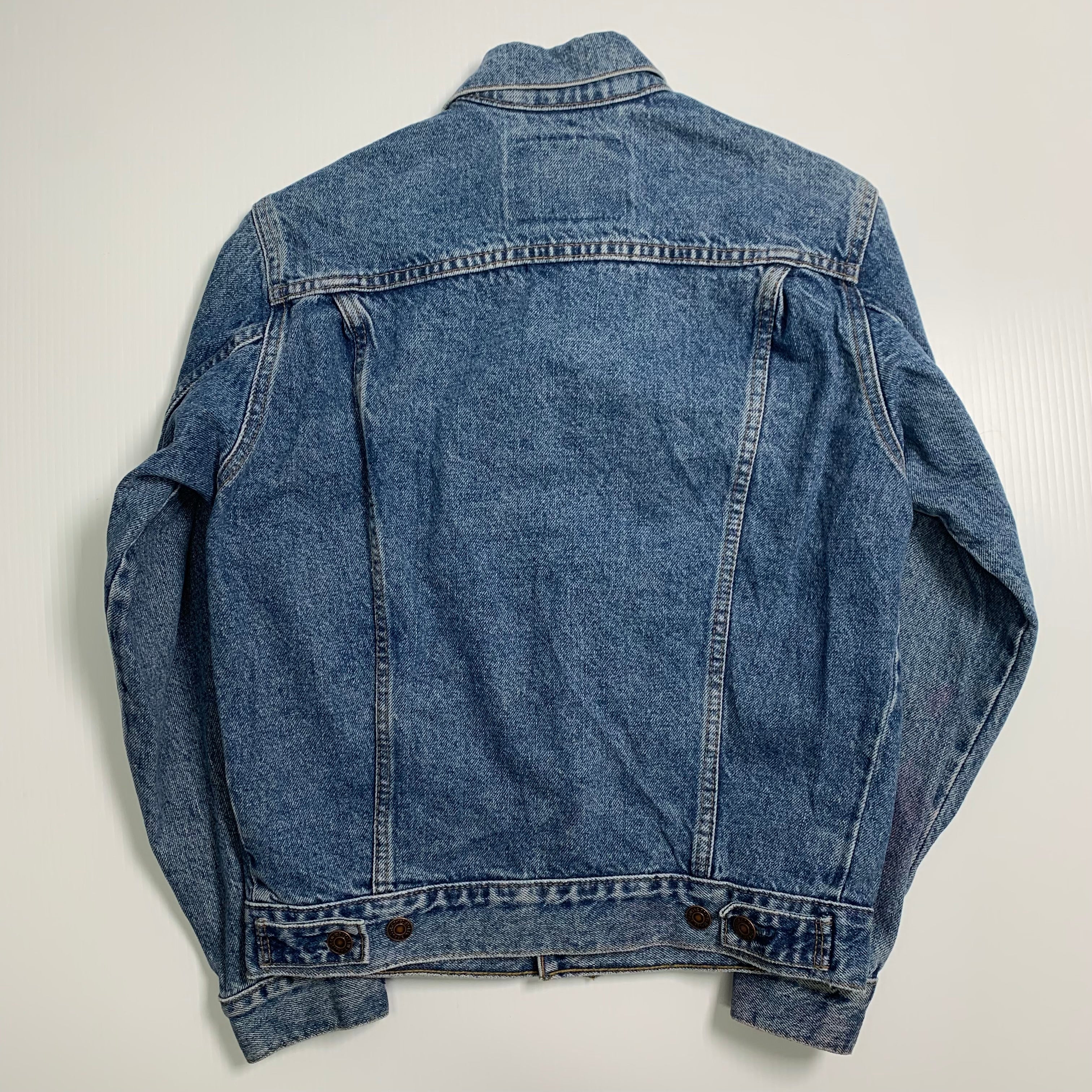 Vintage Levi's Medium Wash Denim Jacket L