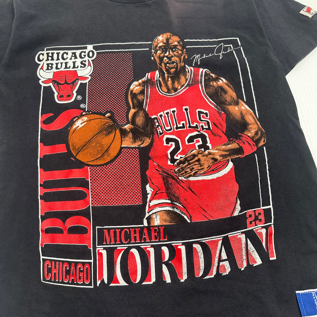 90s Nutmeg Michael Jordan Chicago Bulls Stats Tee M