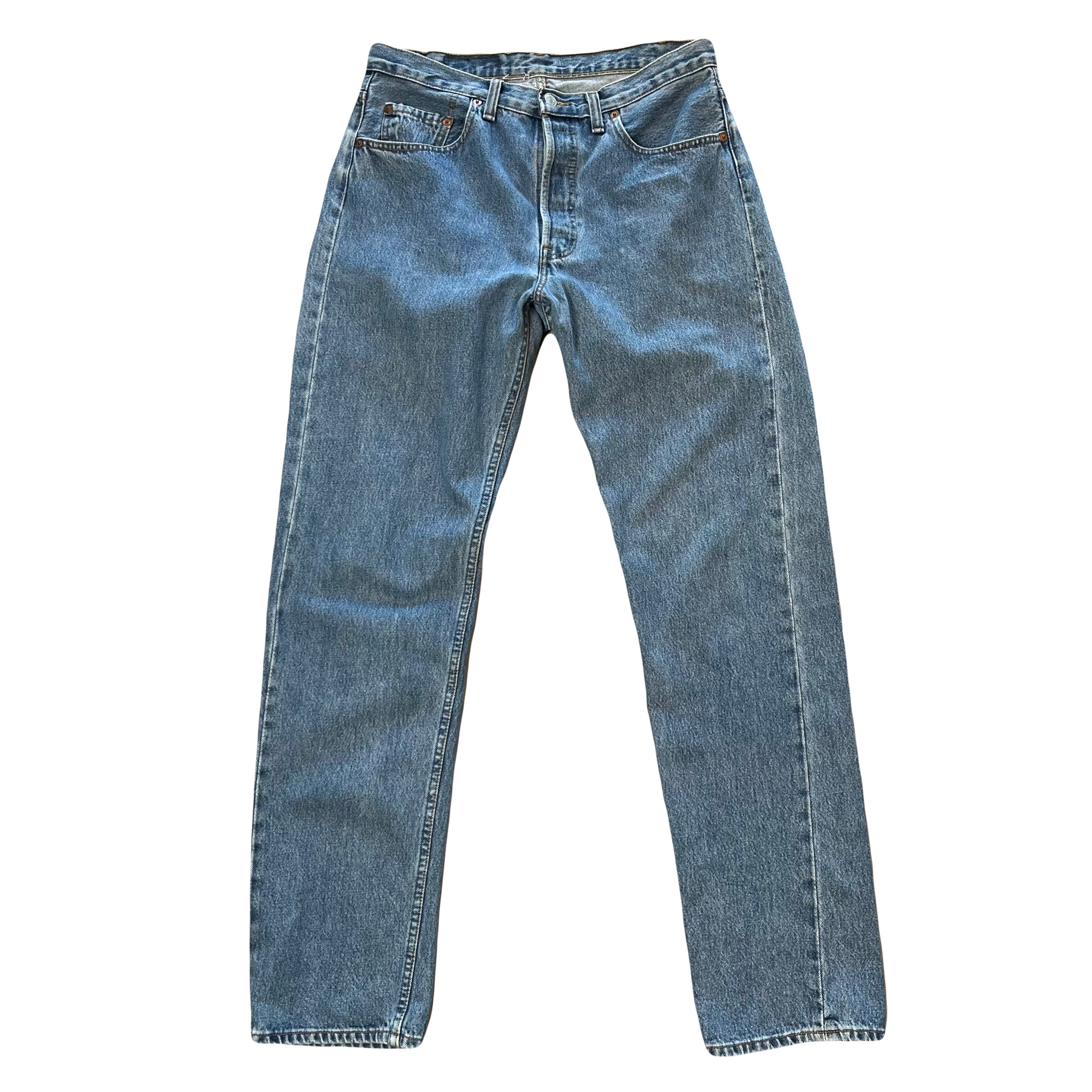 Vintage Levi's 501 Medium Wash Denim 32