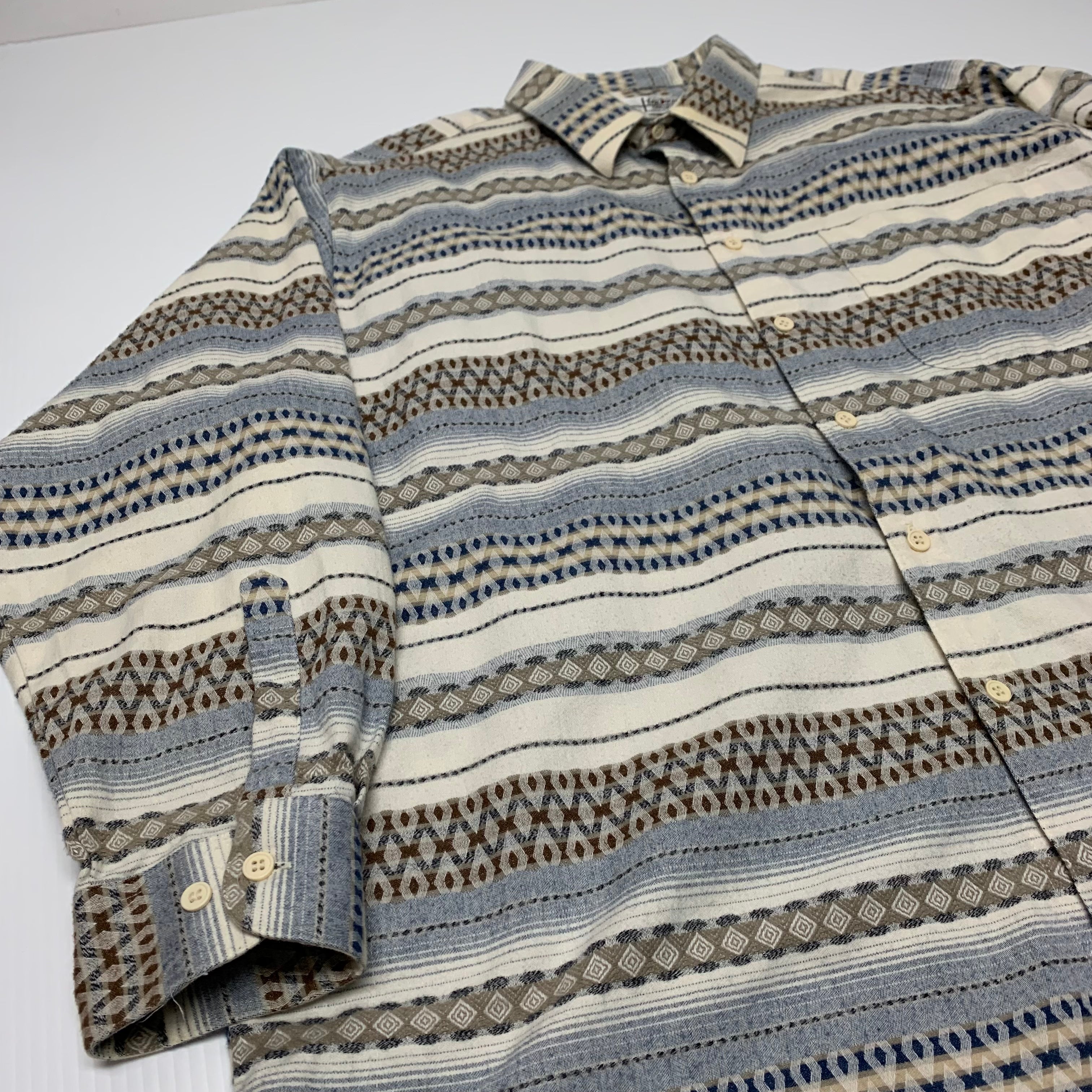 Patterned International Trading Company ButtonUp XL