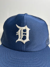 Load image into Gallery viewer, Vintage MLB Detroit Tigers Trucker Hat
