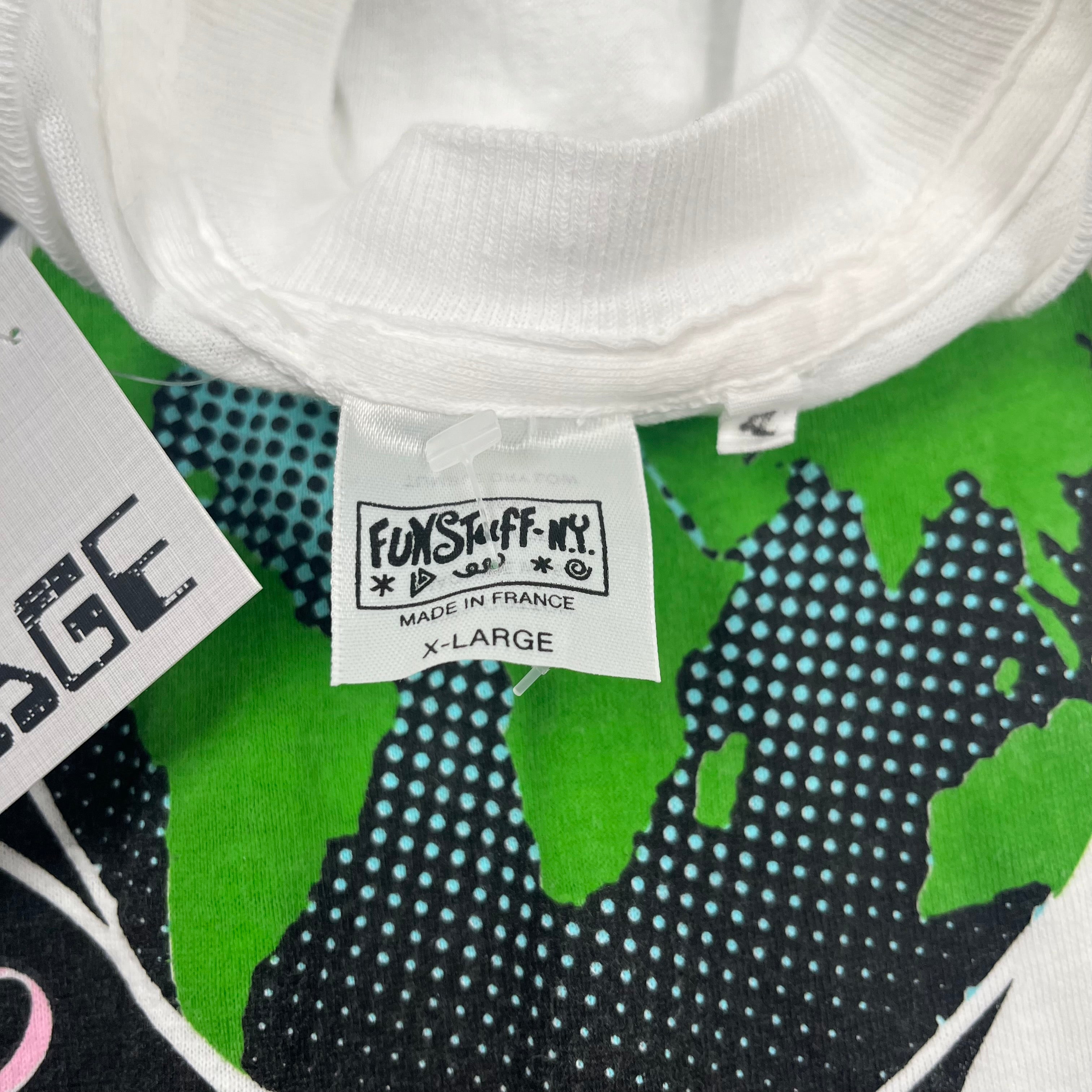 1990 Earth Day Graphic Tee XL