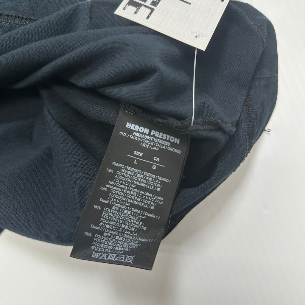 Heron Preston NASA Text Graphic Tee L