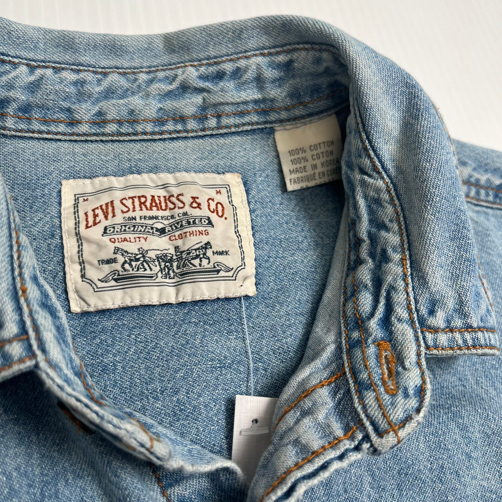 Vintage Levi's Orange Tab Medium Wash Button Up Shirt M